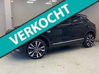 Volkswagen T-Roc 1.5 TSI Sport Business | LED | CAMERA | NAVI | ELEKT ACHTERKLEP |