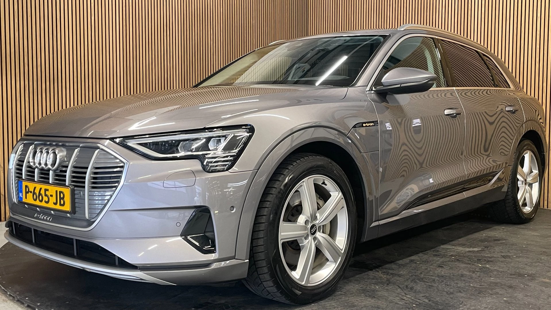 Hoofdafbeelding Audi e-tron