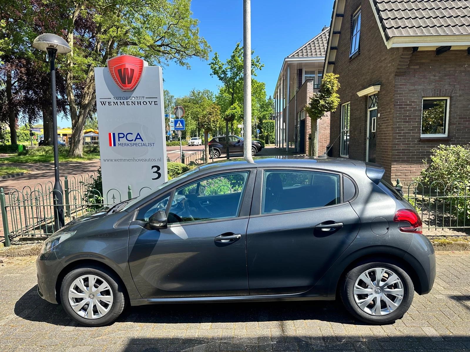 Hoofdafbeelding Peugeot 208