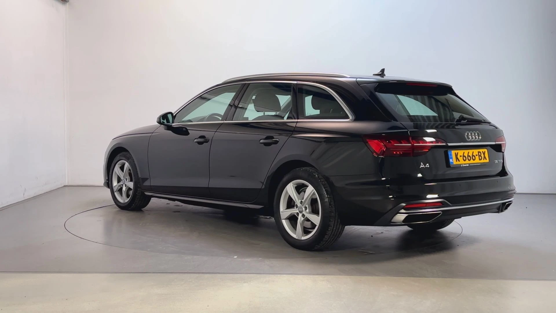 Hoofdafbeelding Audi A4