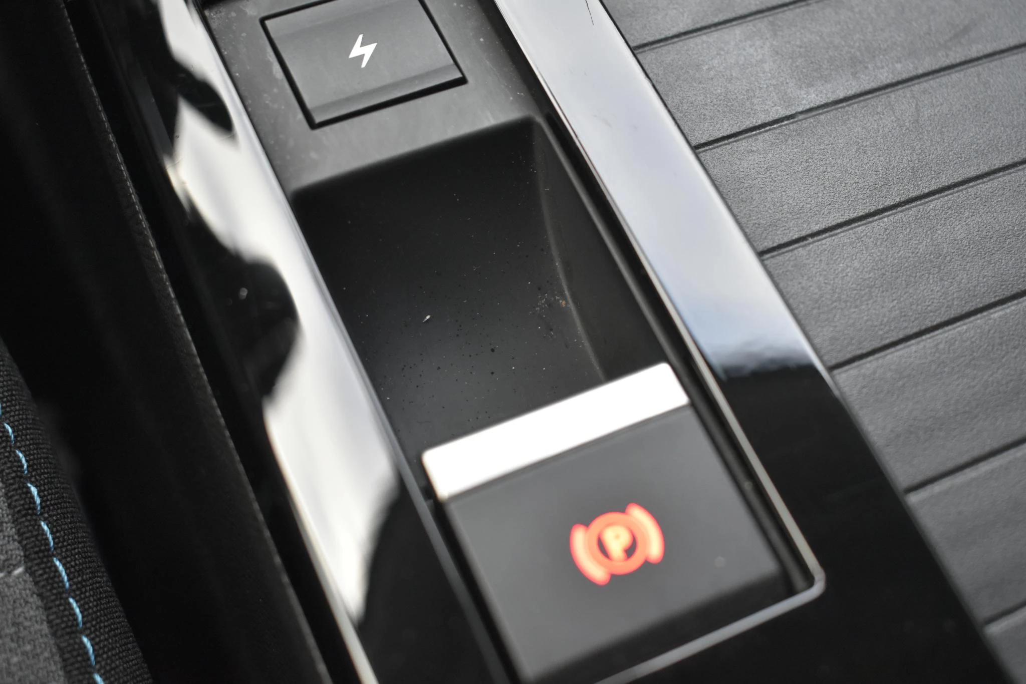 Hoofdafbeelding Citroën ë-C4