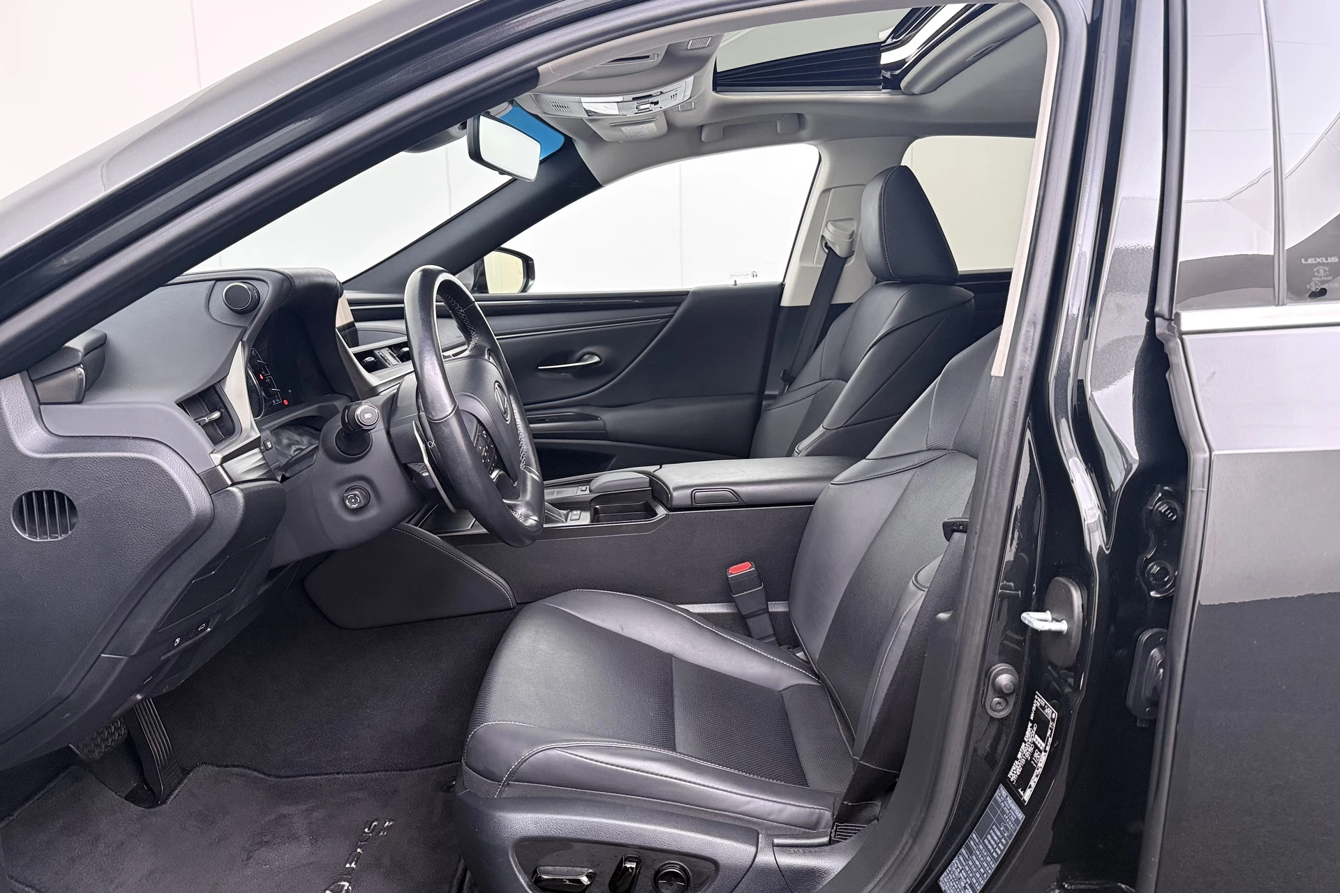 Hoofdafbeelding Lexus ES