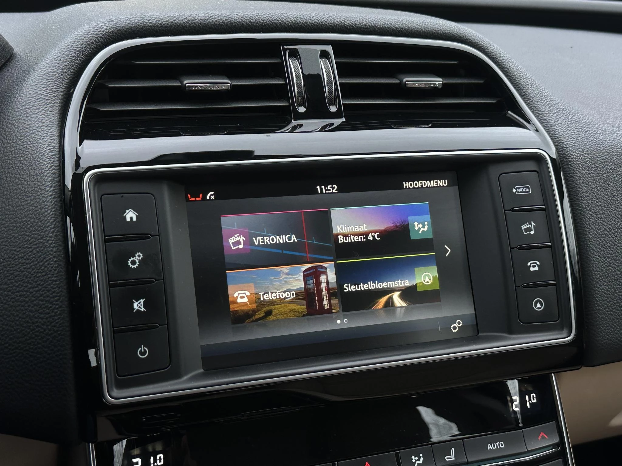 Hoofdafbeelding Jaguar XE