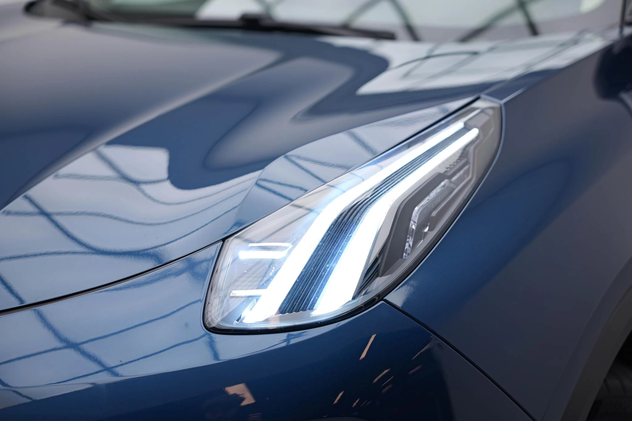 Hoofdafbeelding Lynk & Co 01