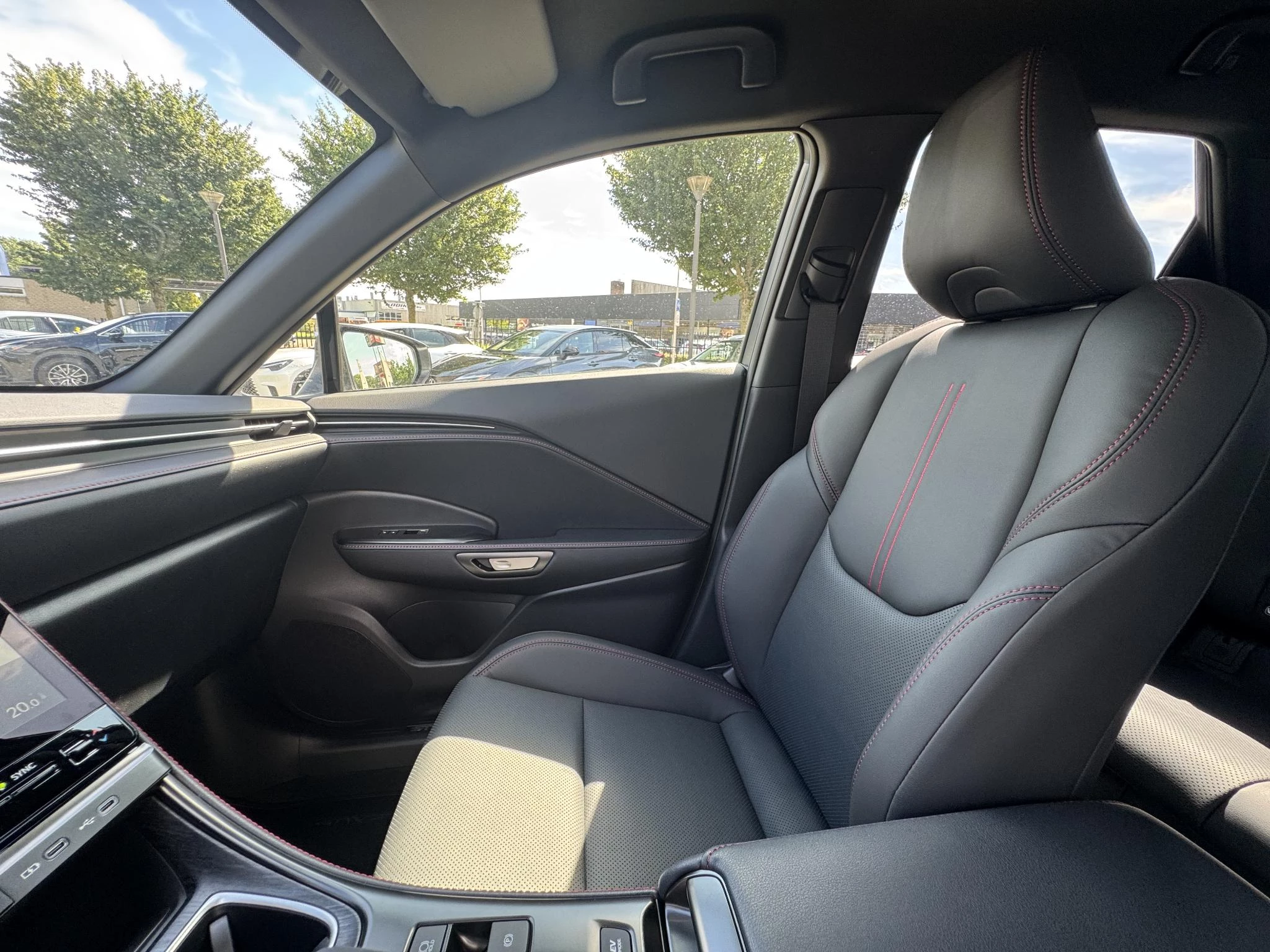 Hoofdafbeelding Lexus LBX