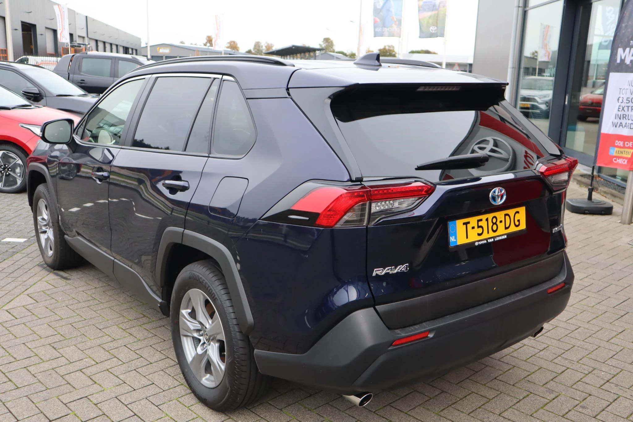 Hoofdafbeelding Toyota RAV4