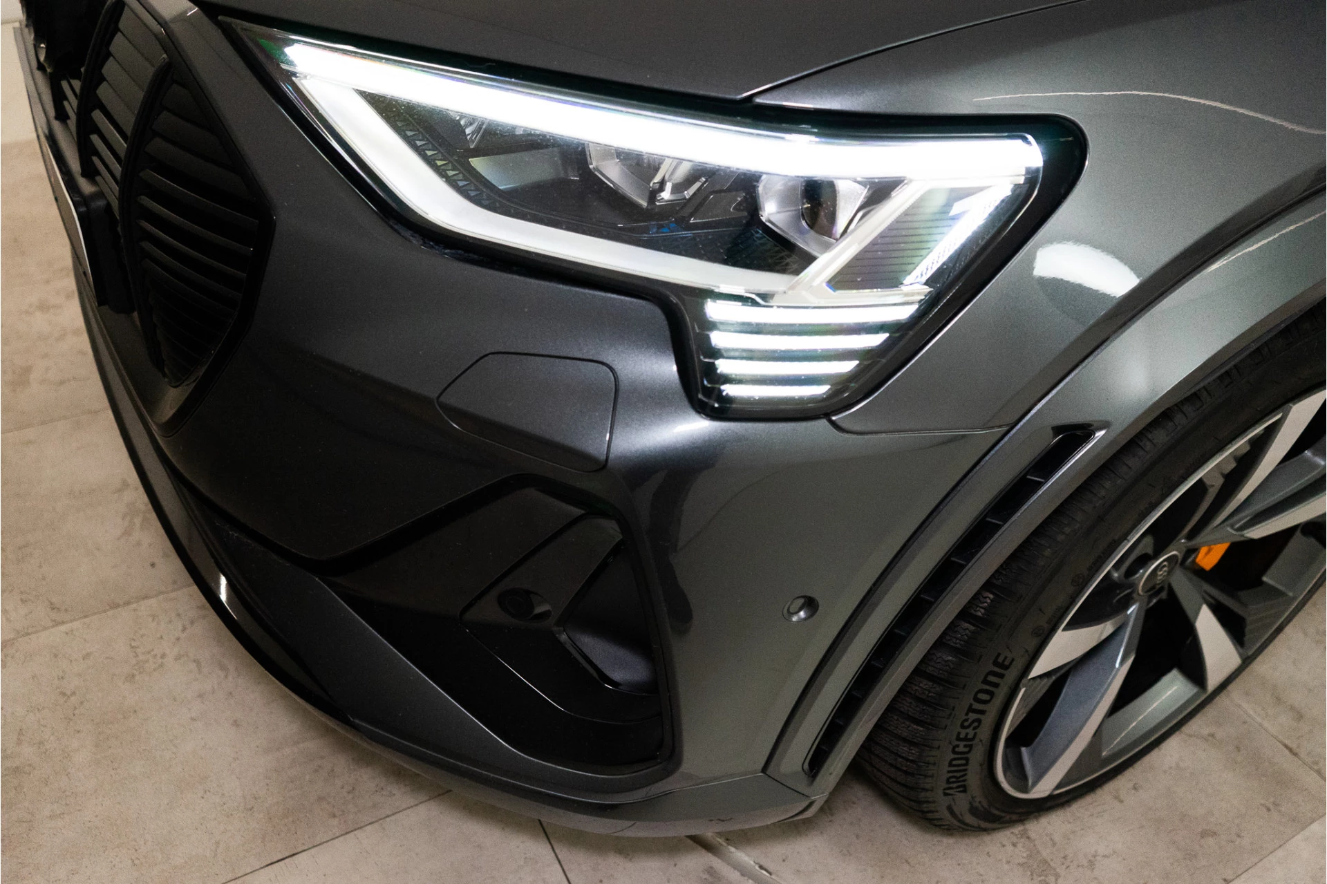 Hoofdafbeelding Audi e-tron