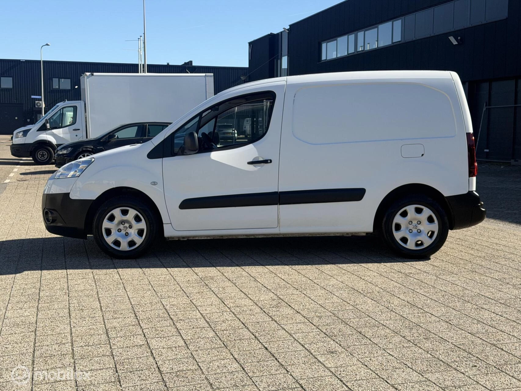 Hoofdafbeelding Peugeot Partner