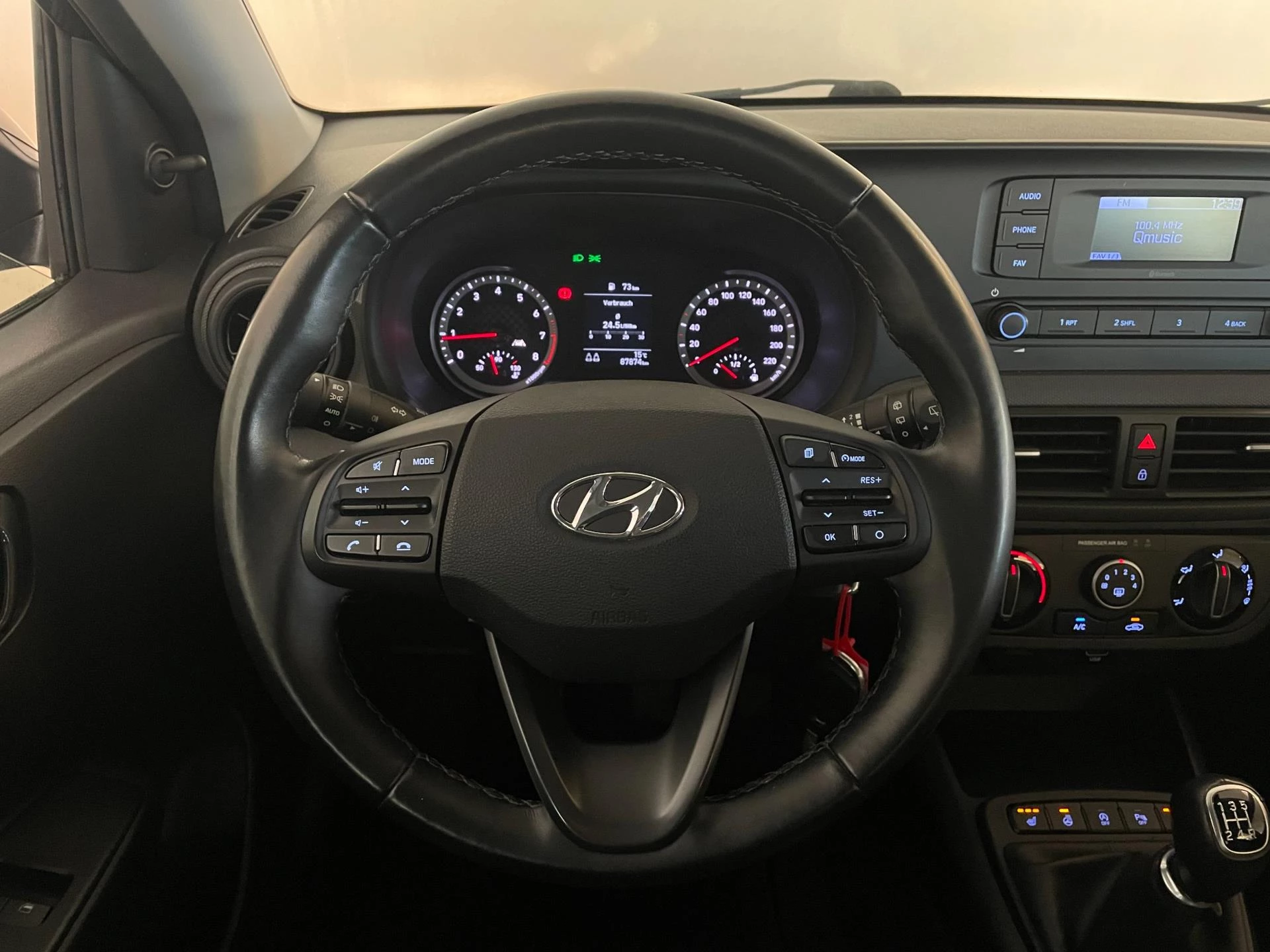 Hoofdafbeelding Hyundai i10