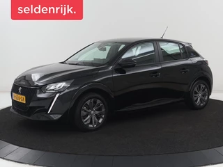 Hoofdafbeelding Peugeot e-208 Peugeot e-208 EV Active Pack 50 kWh | SOH 94,2% | 38.400km NAP |  Navigatie | Carplay | Parkeerhulp | Climate control | Bluetooth | DAB | Cruise control | Origineel NL | 1e eigenaar