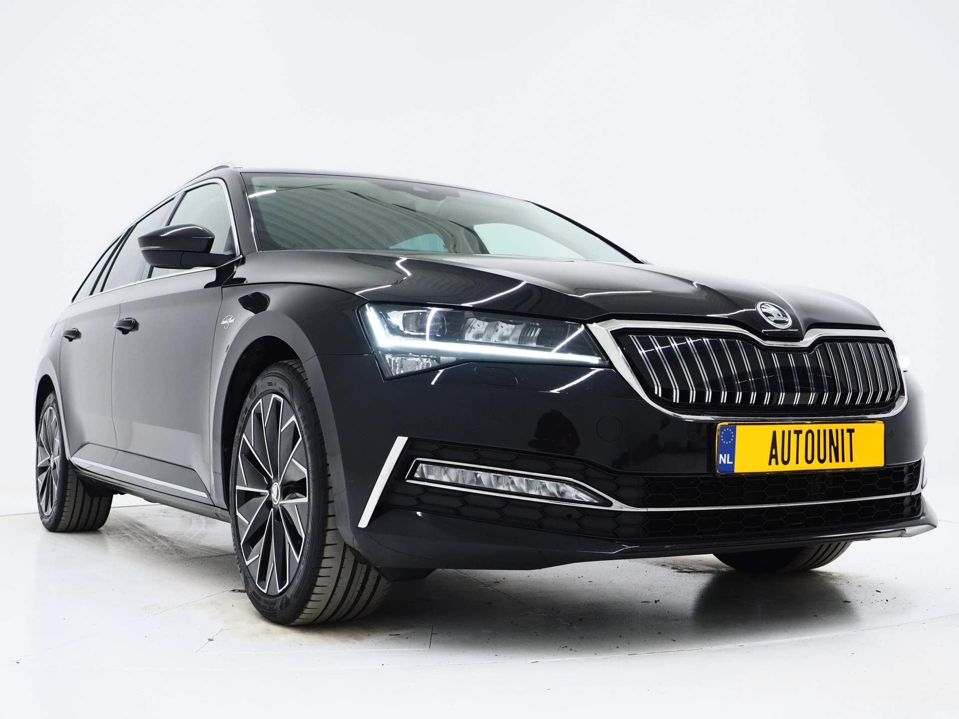 Hoofdafbeelding Škoda Superb