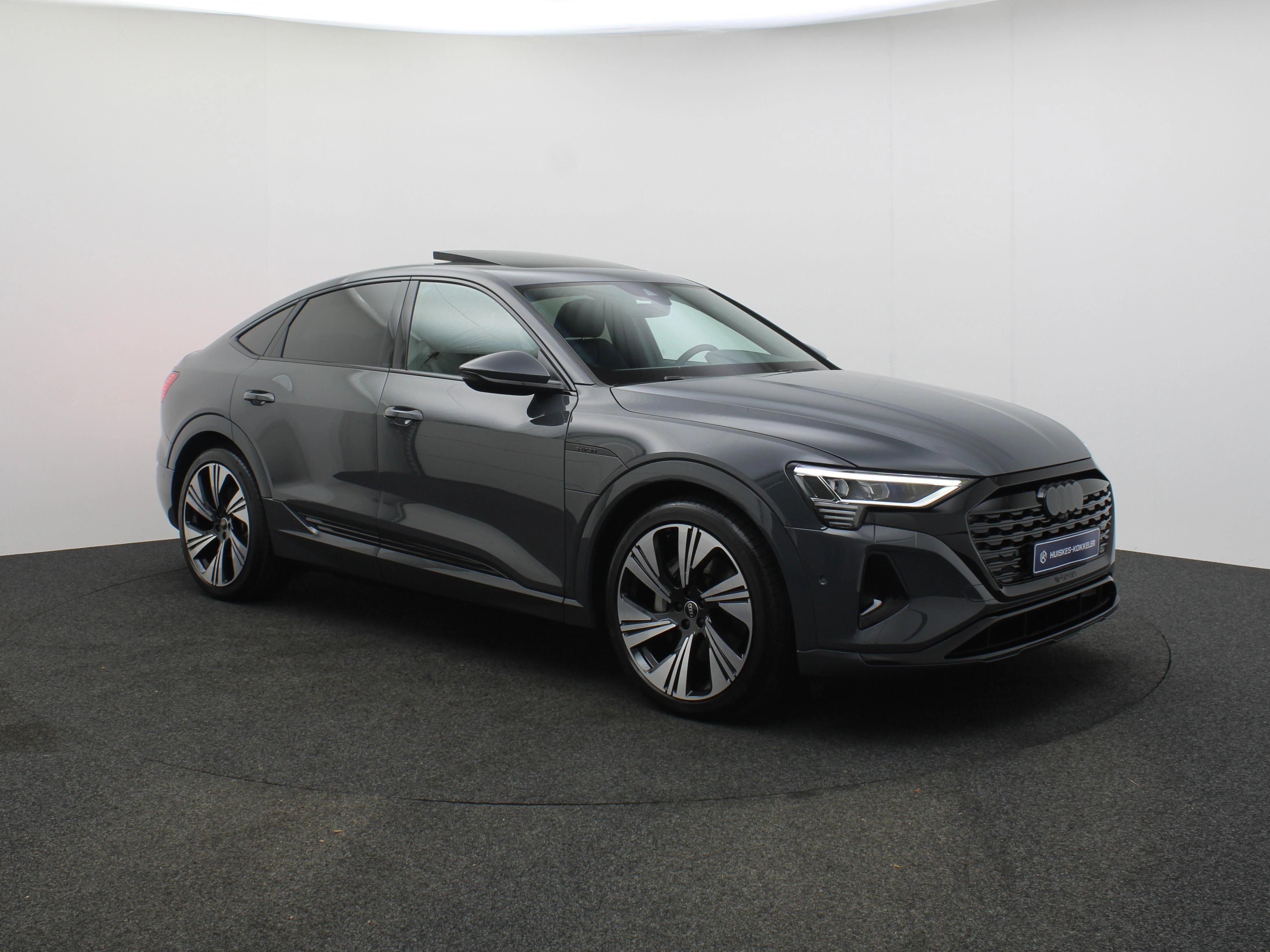 Hoofdafbeelding Audi Q8 Sportback e-tron