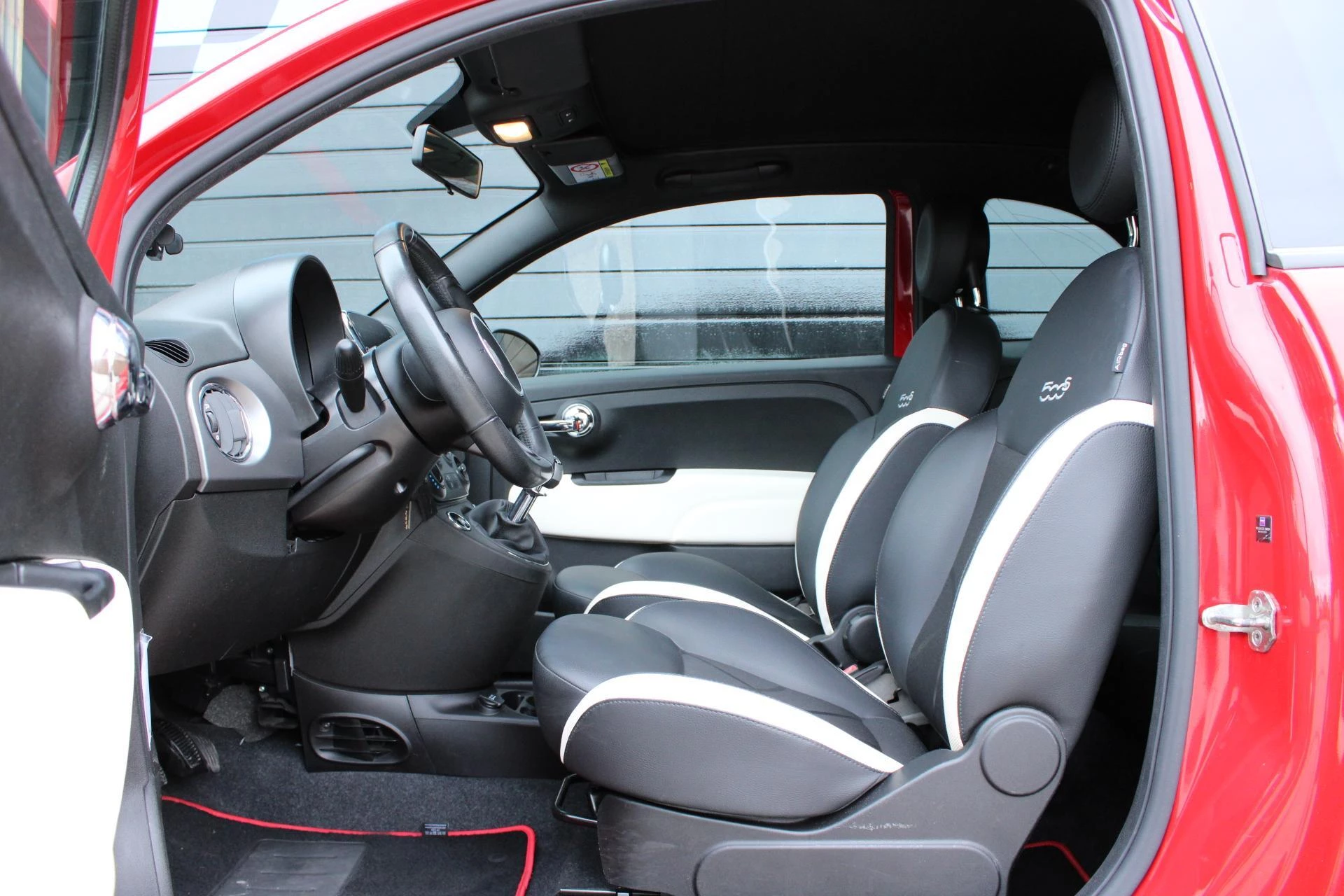 Hoofdafbeelding Fiat 500C