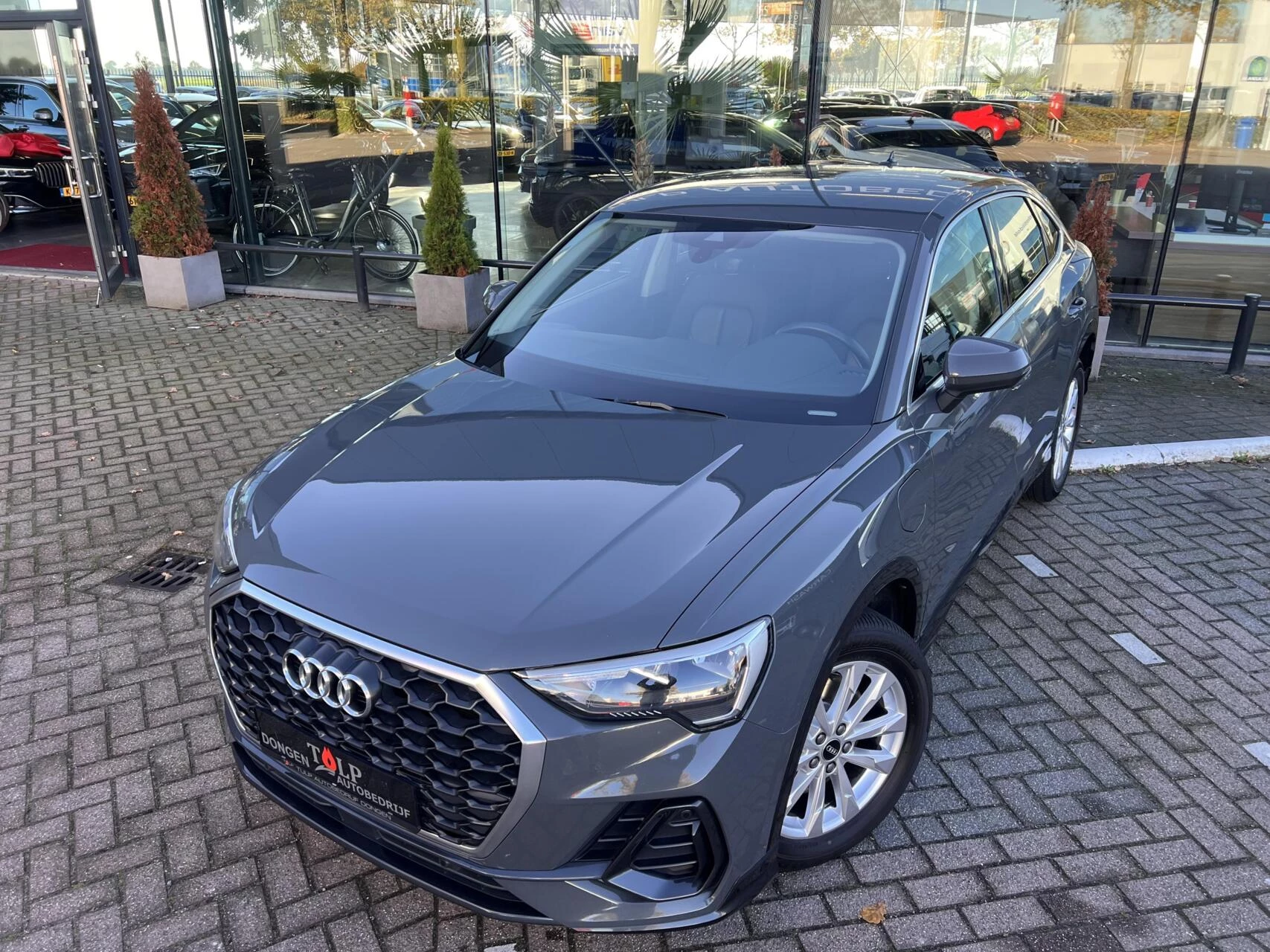 Hoofdafbeelding Audi Q3