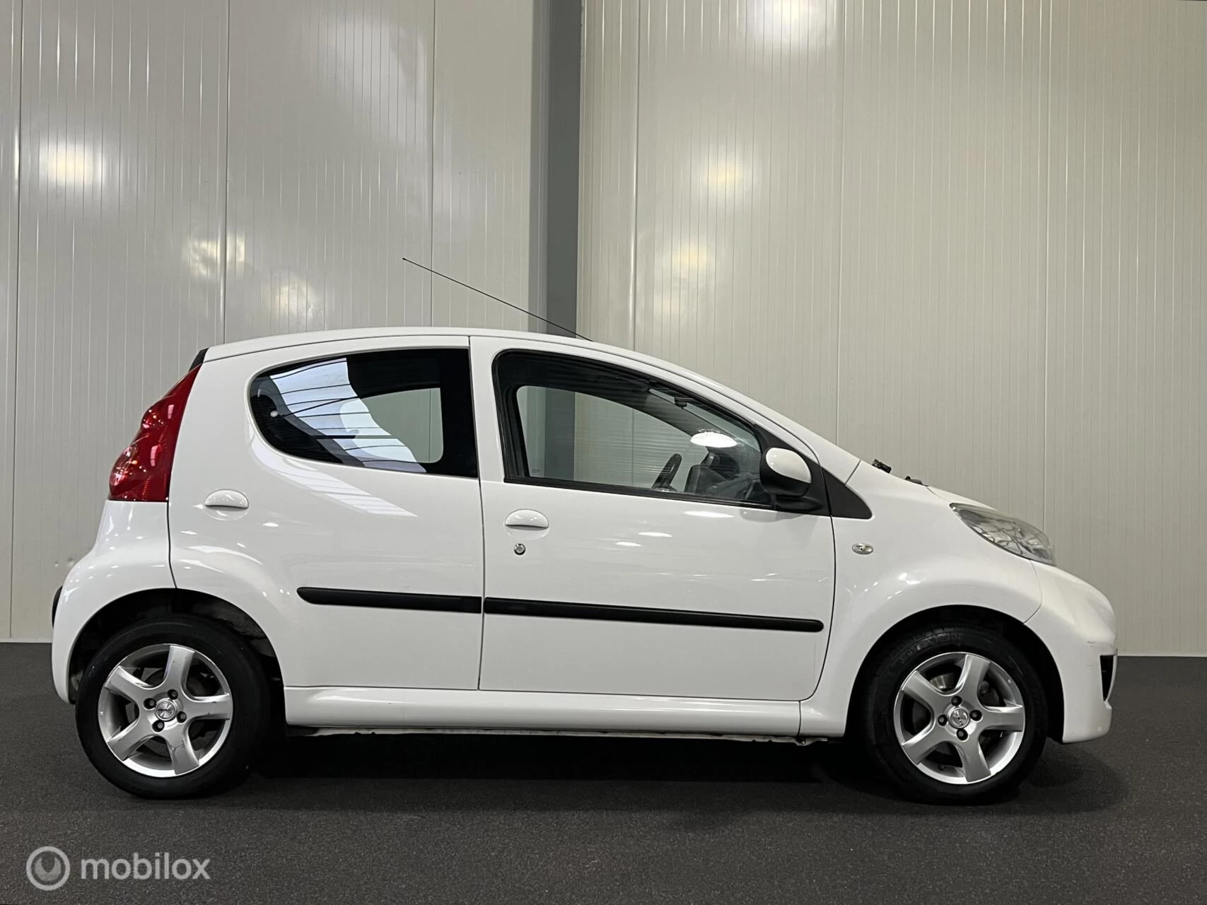 Hoofdafbeelding Peugeot 107