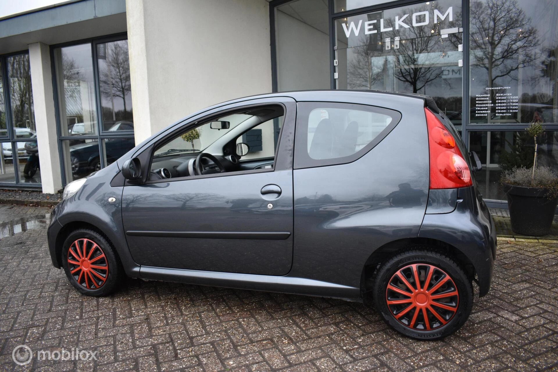 Hoofdafbeelding Peugeot 107