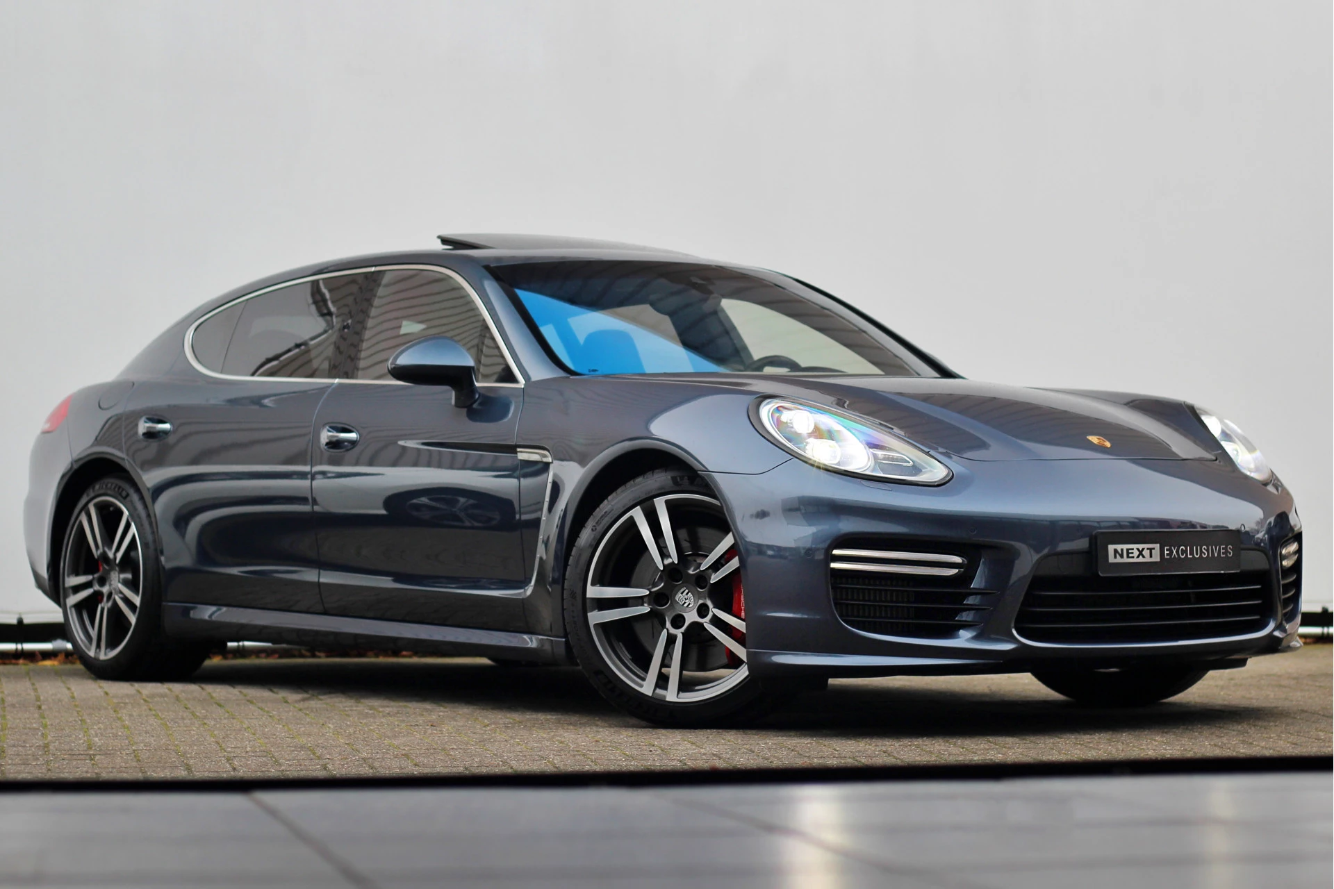 Hoofdafbeelding Porsche Panamera