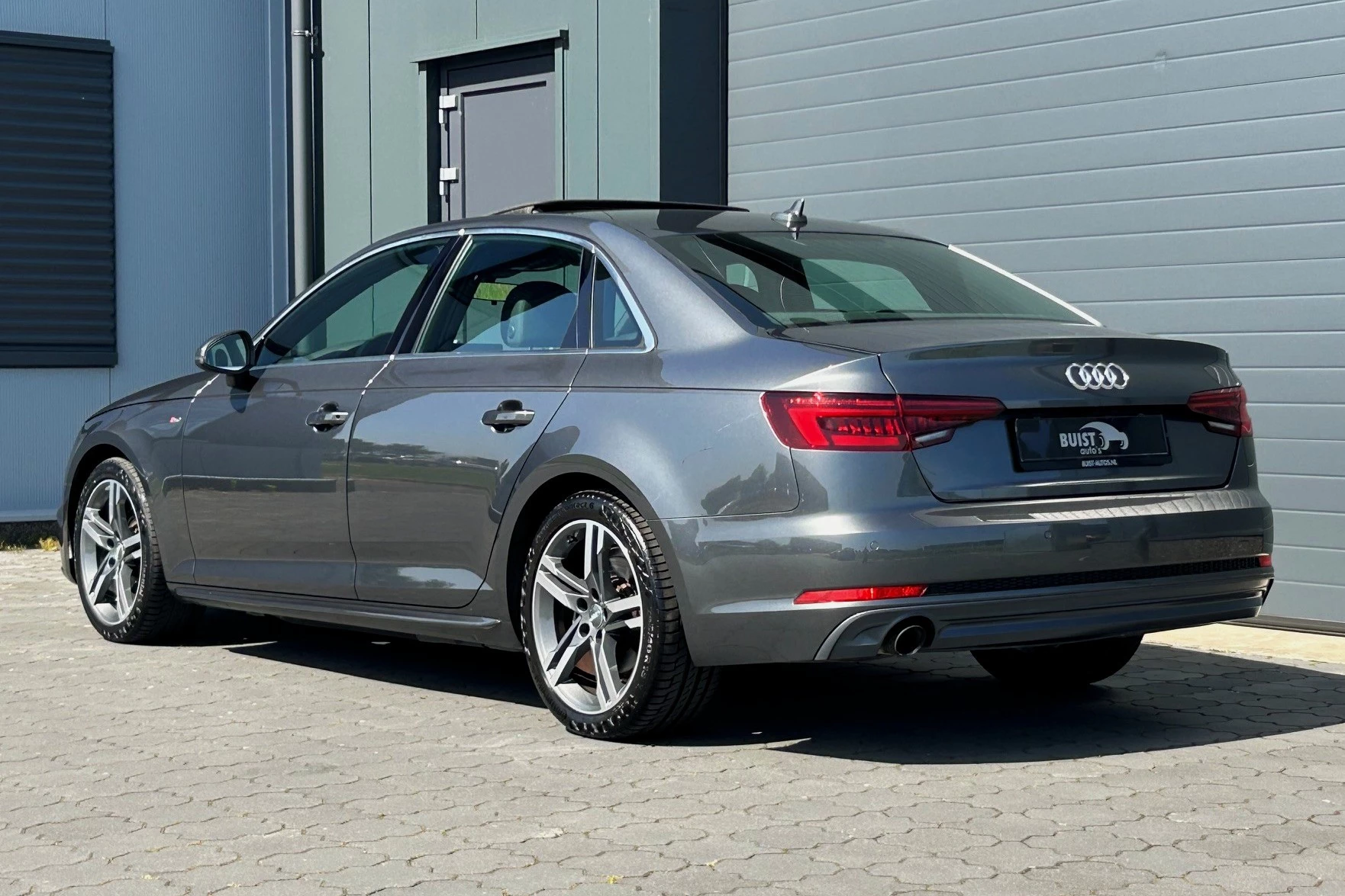 Hoofdafbeelding Audi A4
