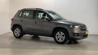 Volkswagen Tiguan 1.4 TSI R-Line Edition DSG Parkeersensoren Navigatie