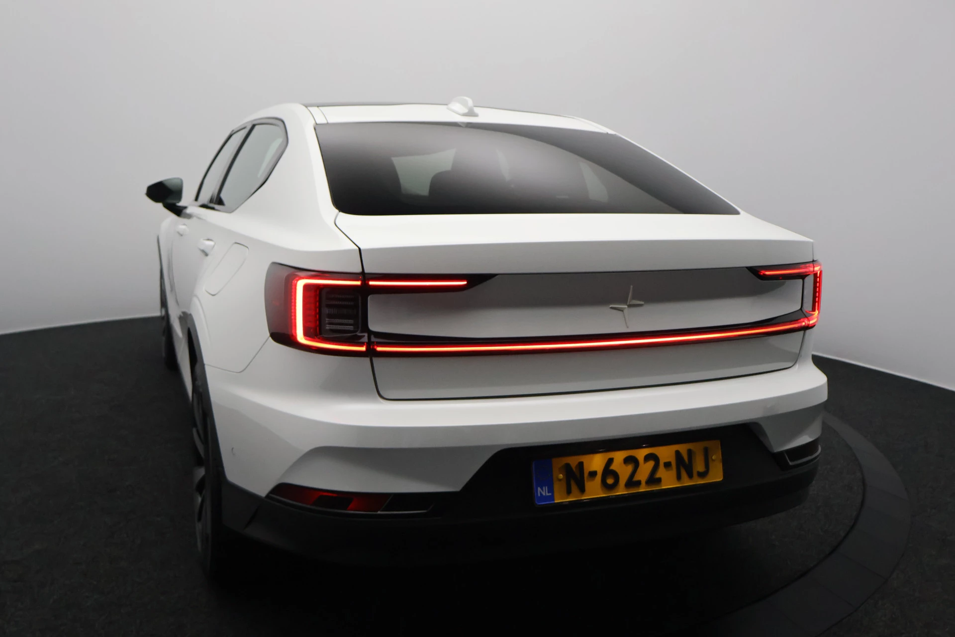 Hoofdafbeelding Polestar 2