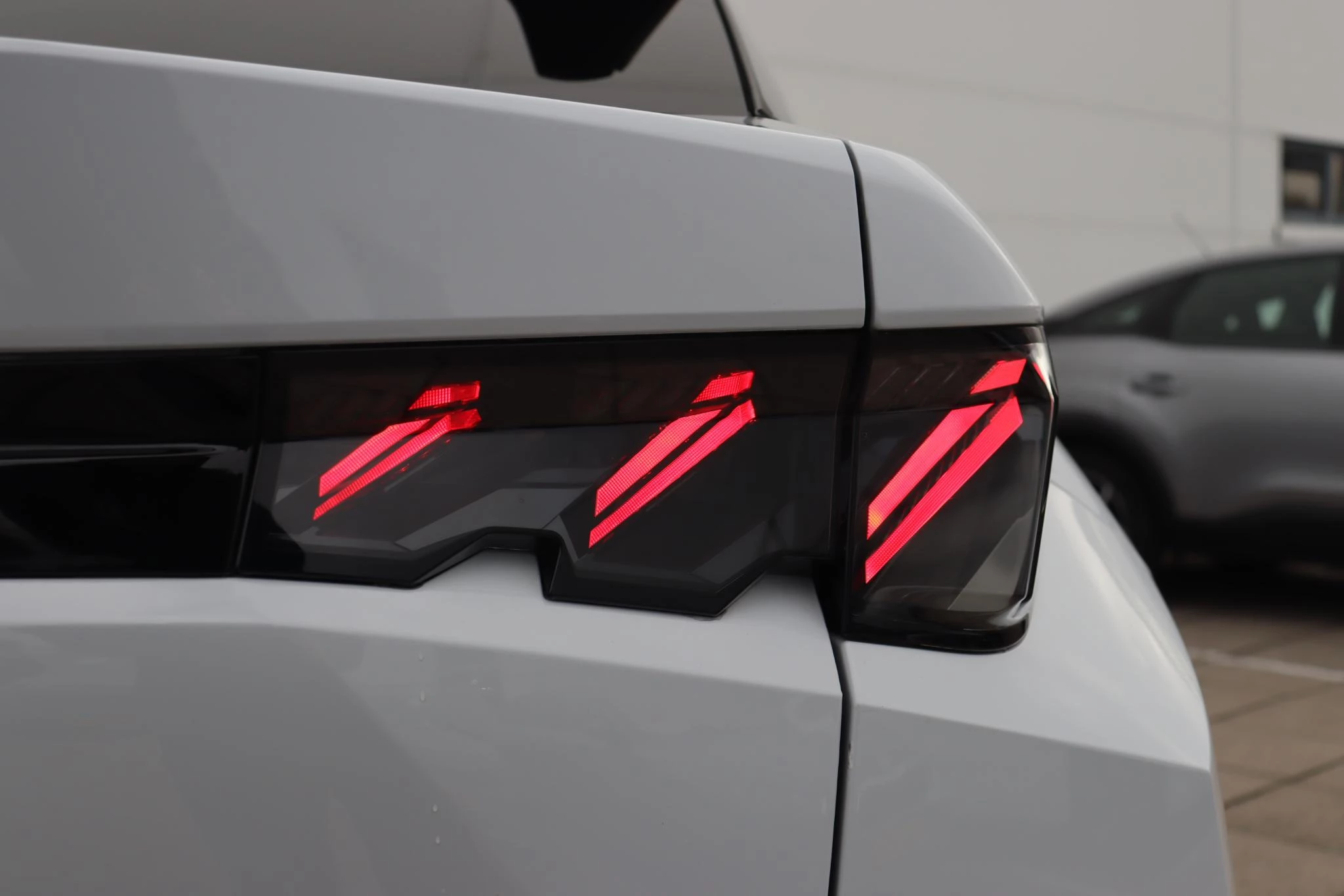 Hoofdafbeelding Peugeot e-3008