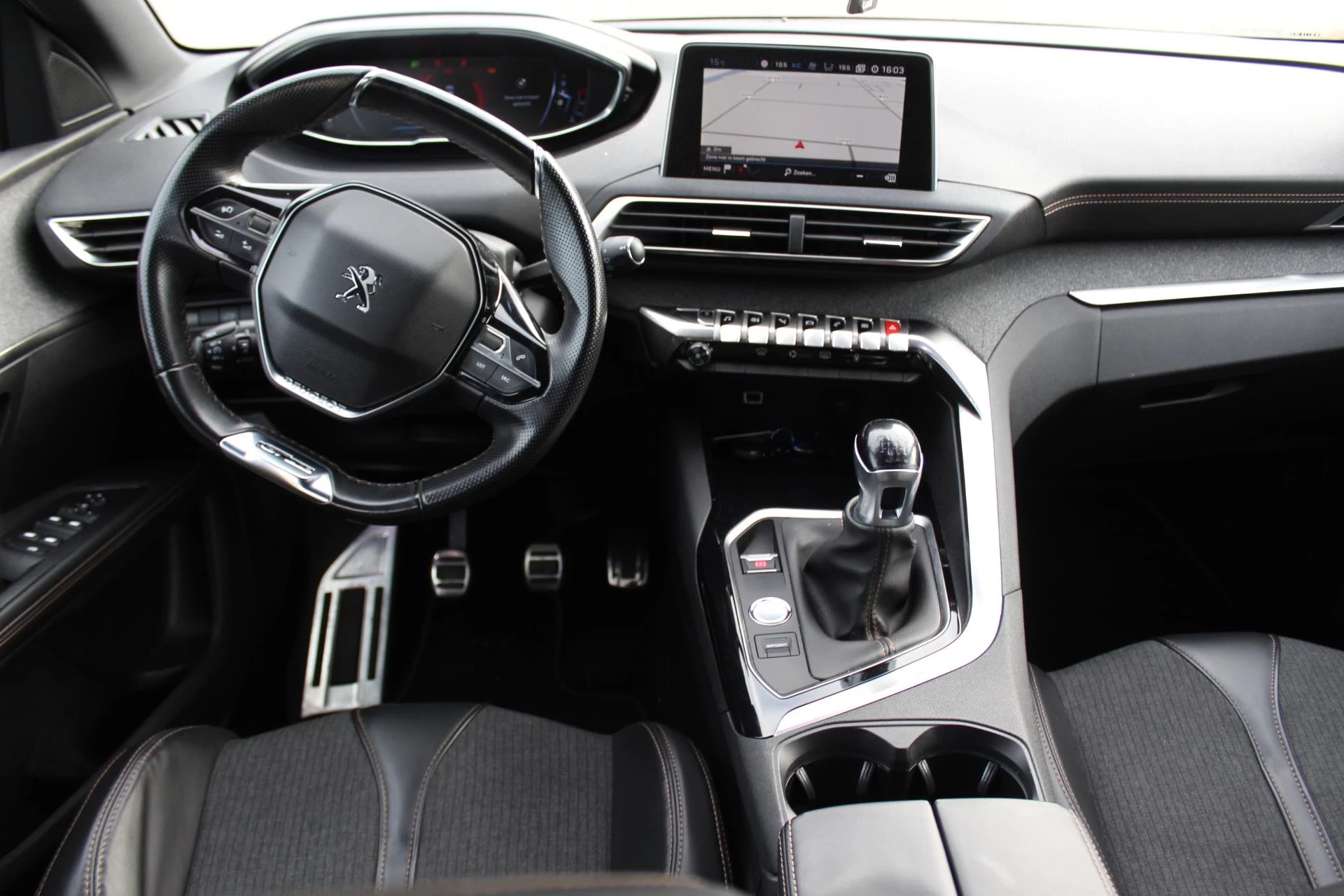 Hoofdafbeelding Peugeot 5008