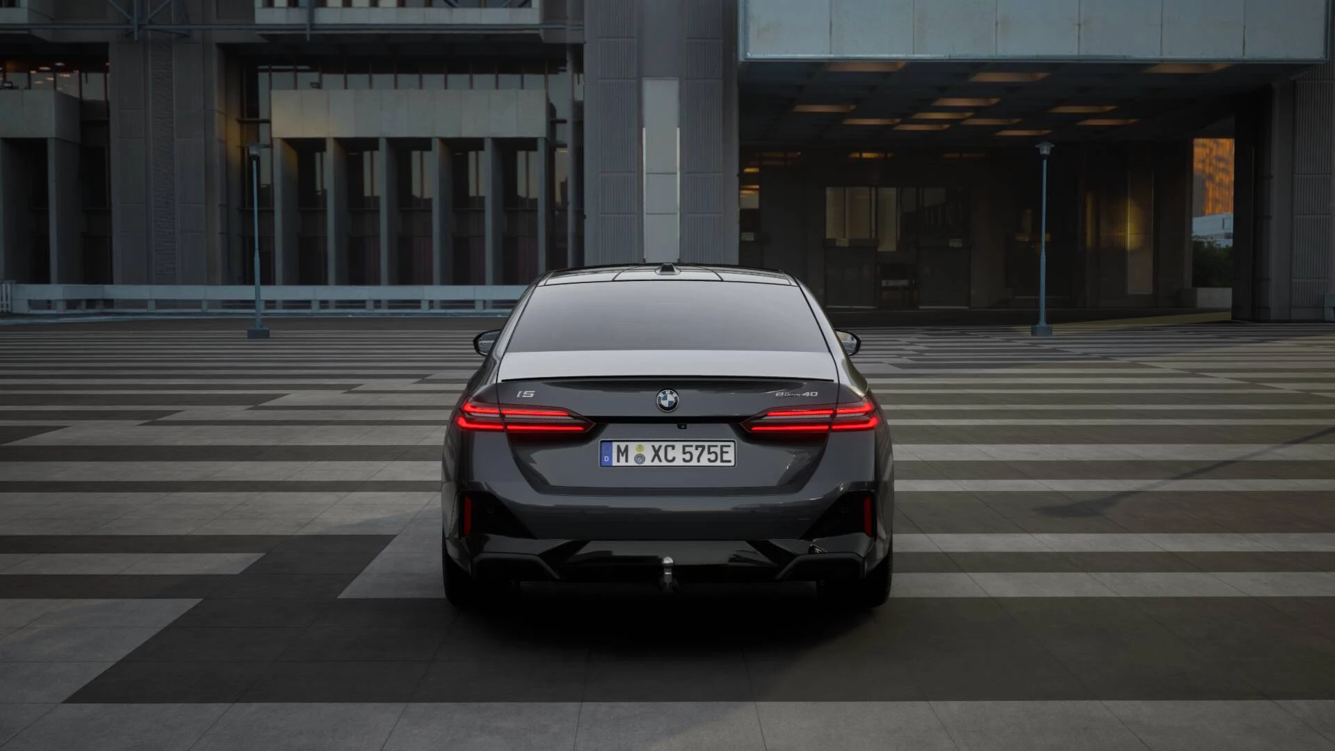 Hoofdafbeelding BMW i5