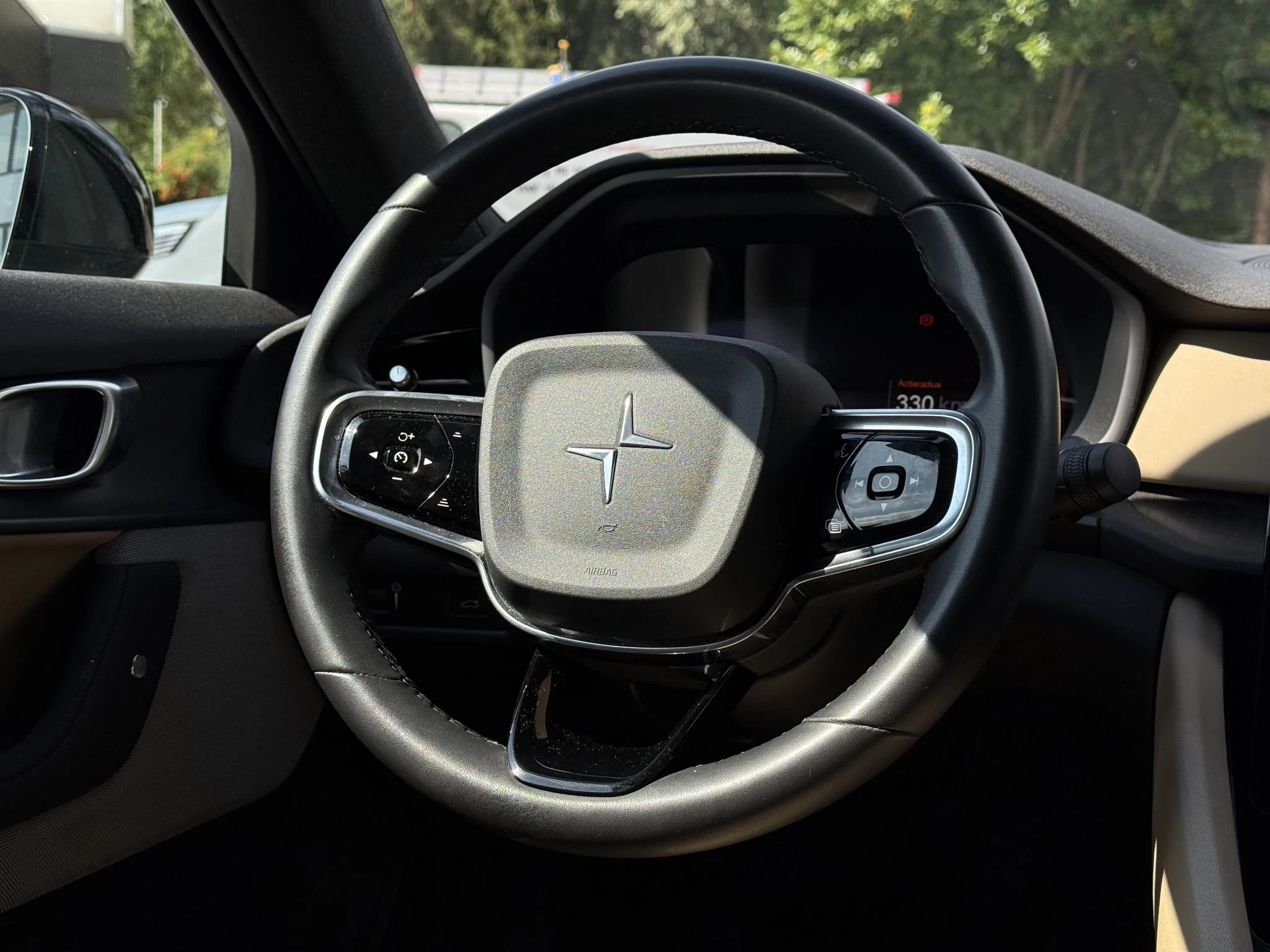 Hoofdafbeelding Polestar 2