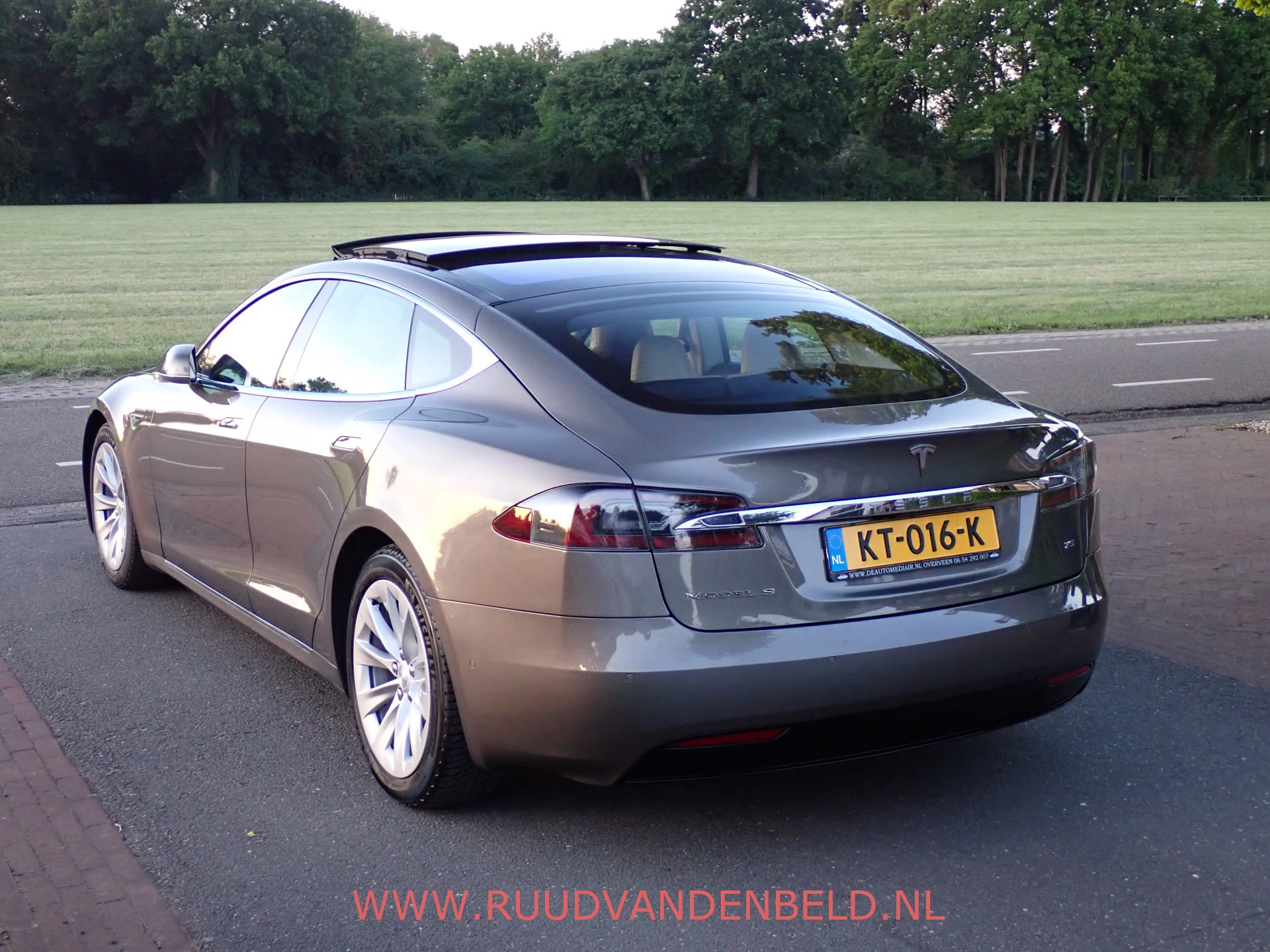Hoofdafbeelding Tesla Model S