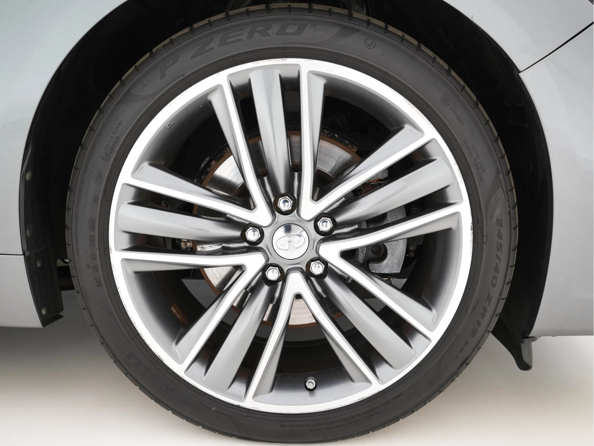 Hoofdafbeelding Infiniti Q