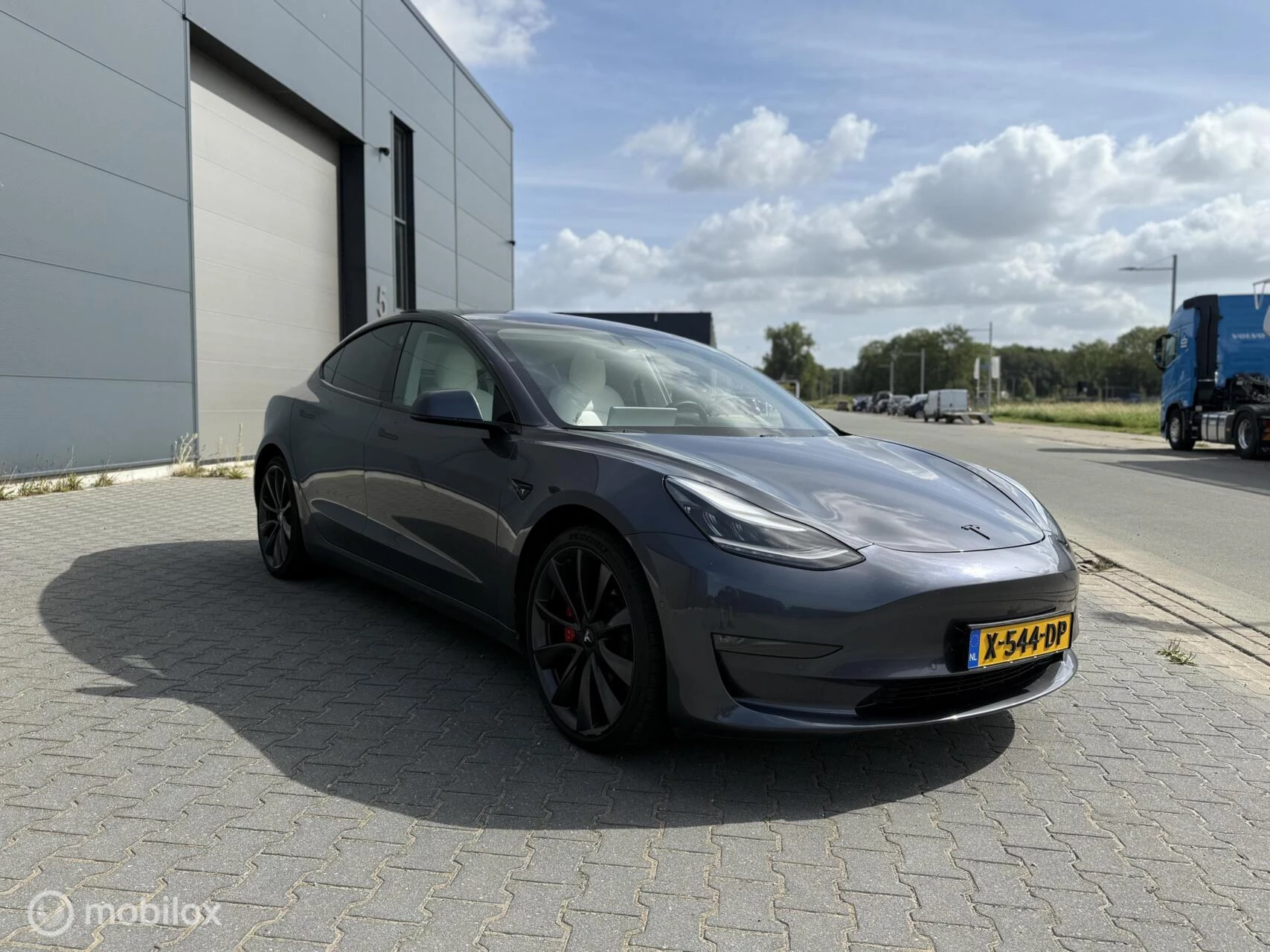 Hoofdafbeelding Tesla Model 3