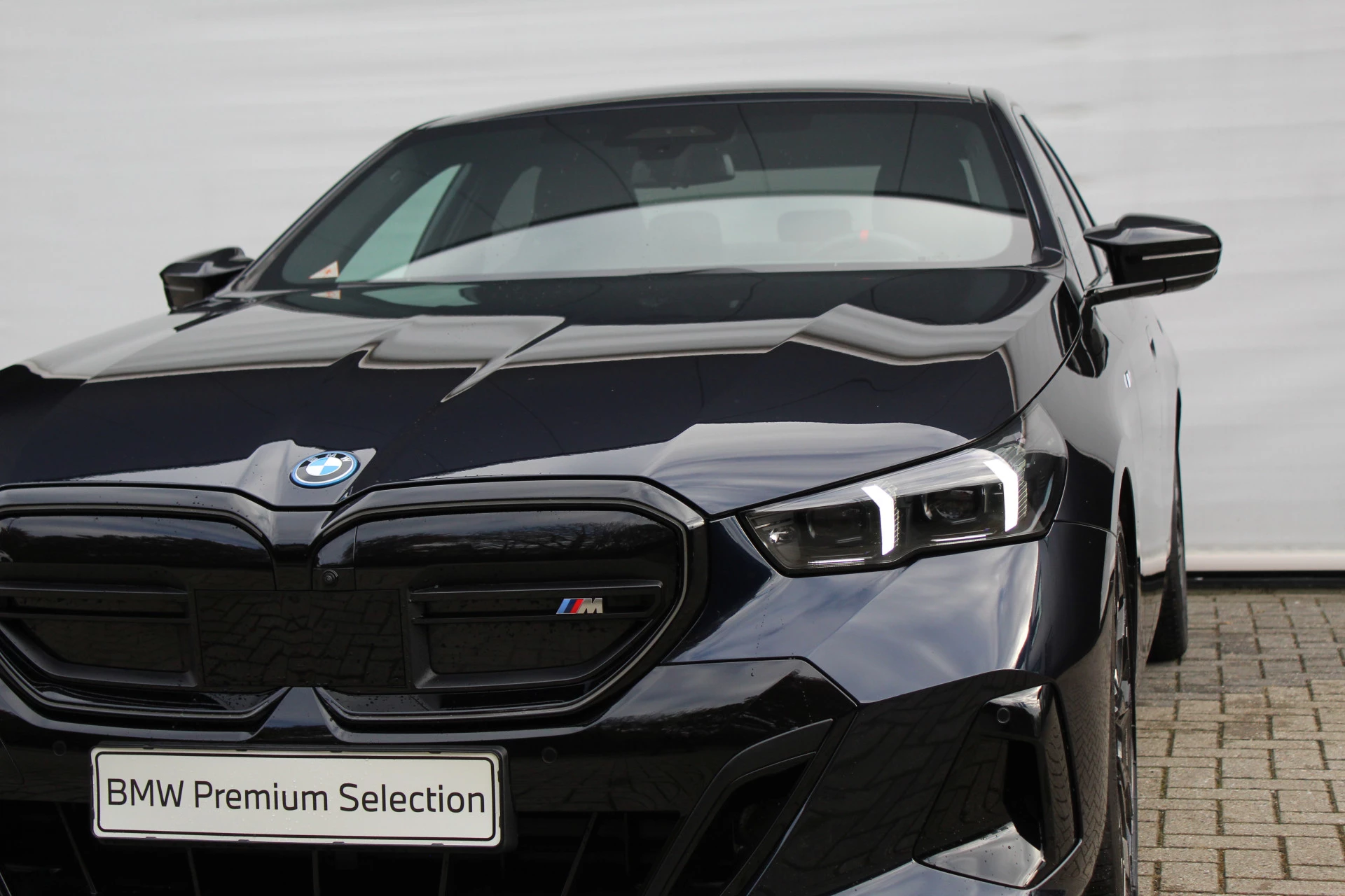 Hoofdafbeelding BMW i5