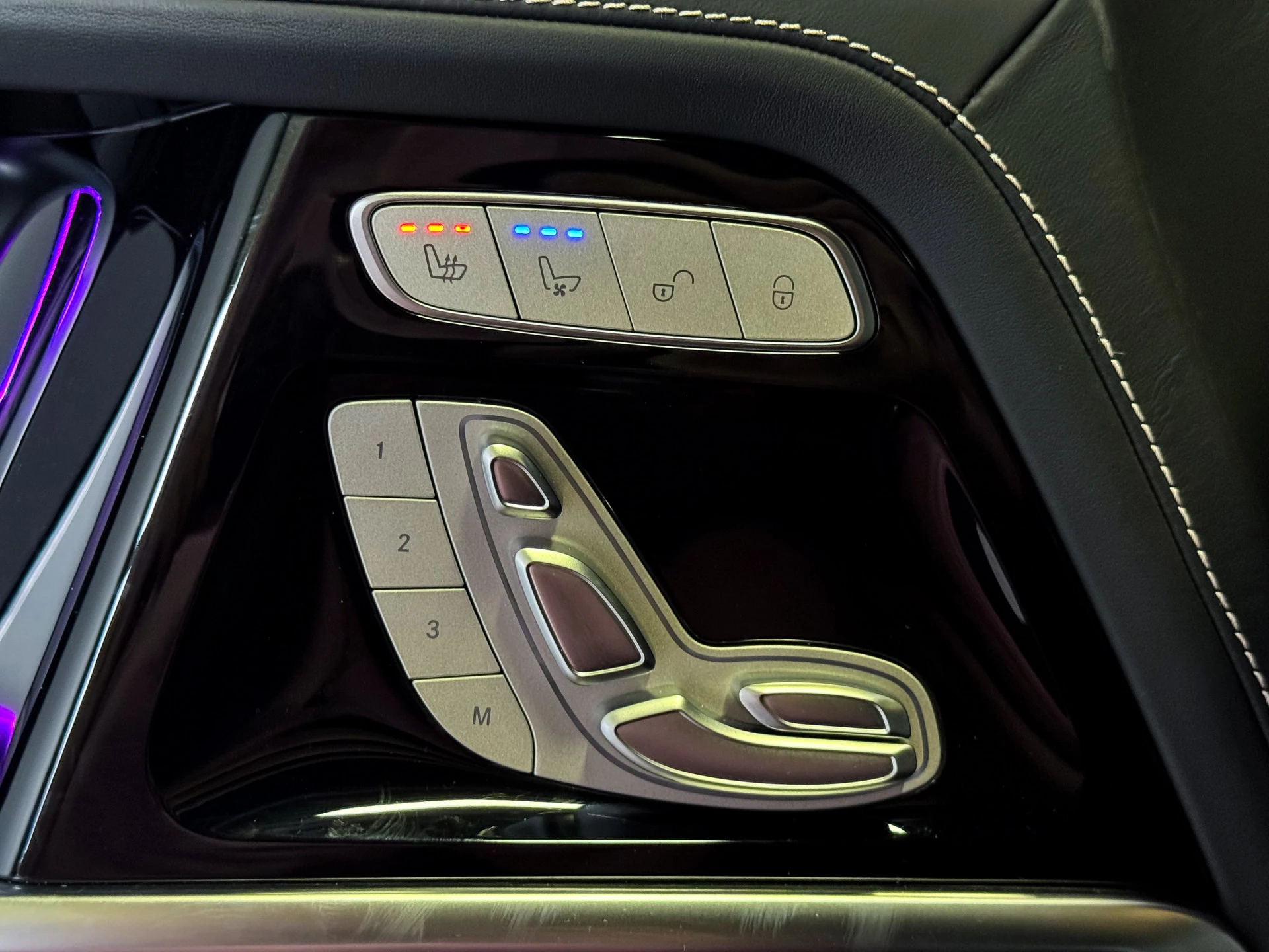 Hoofdafbeelding Mercedes-Benz G-Klasse