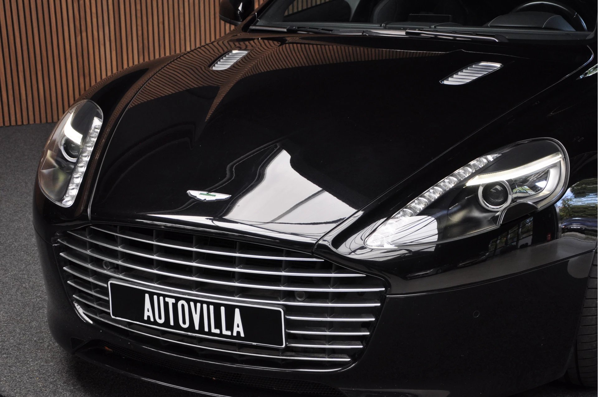 Hoofdafbeelding Aston Martin Rapide