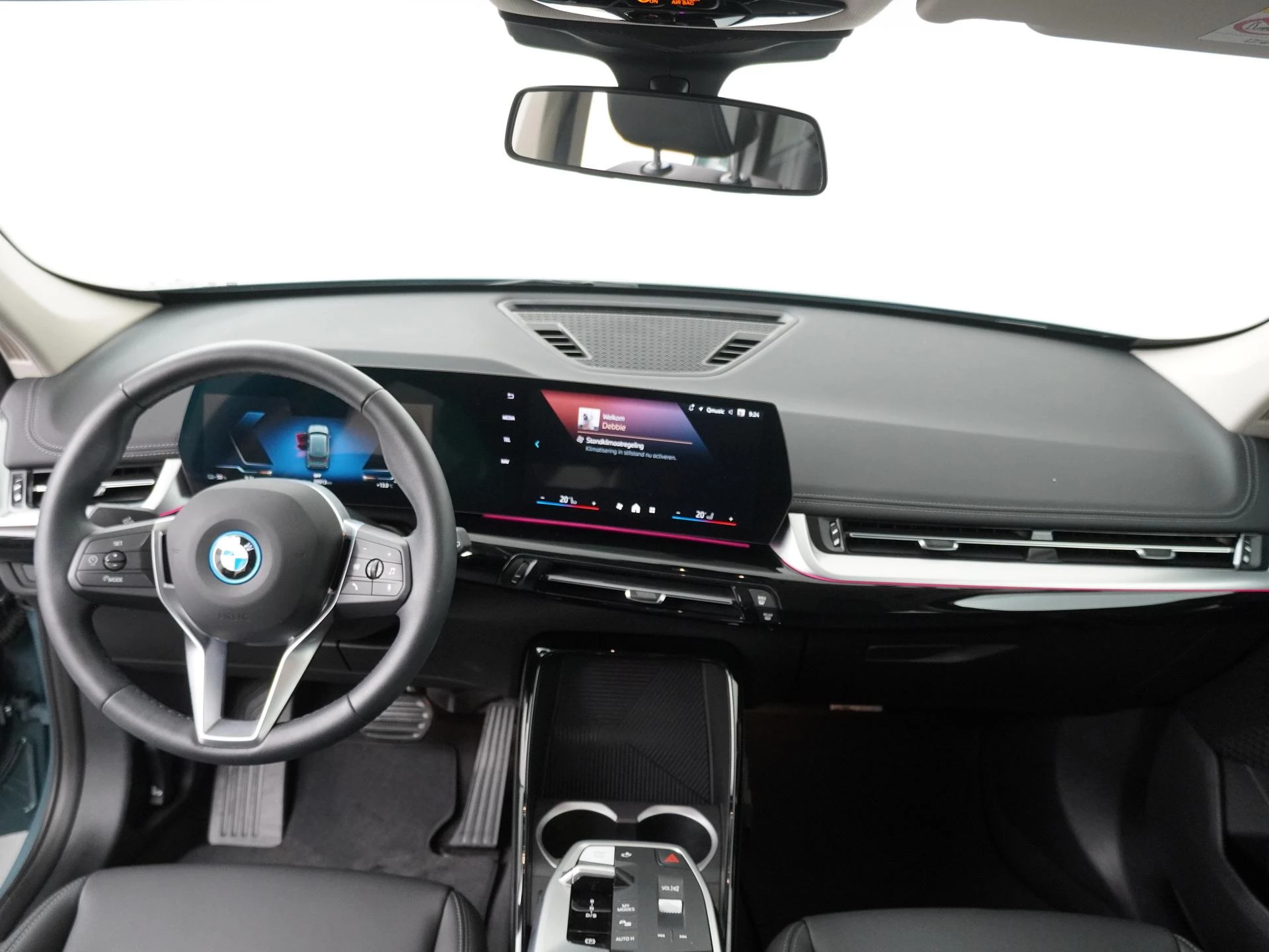 Hoofdafbeelding BMW iX1
