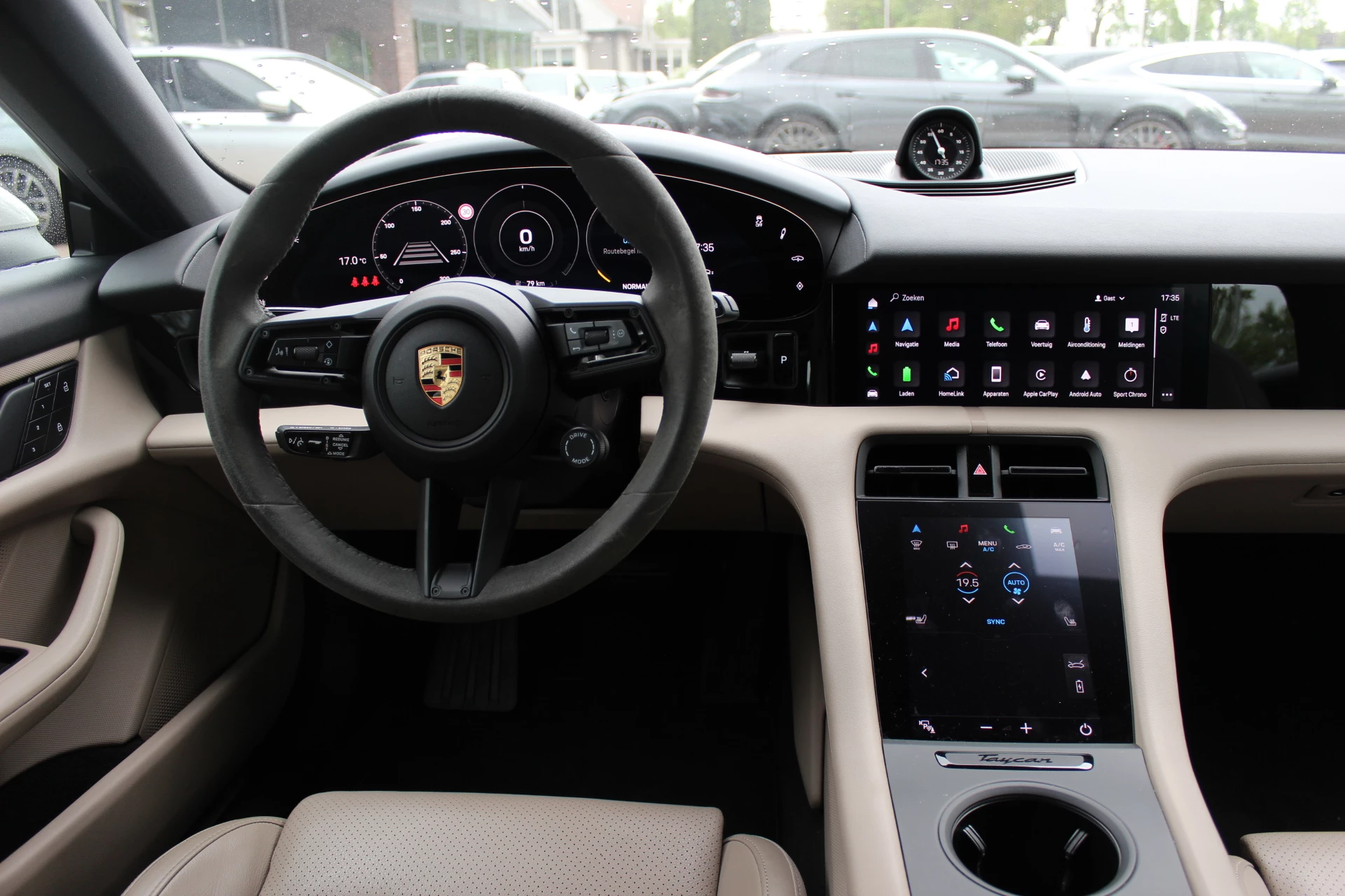 Hoofdafbeelding Porsche Taycan