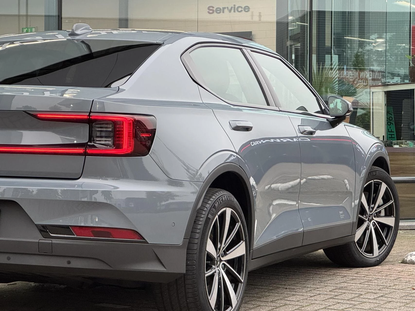 Hoofdafbeelding Polestar 2