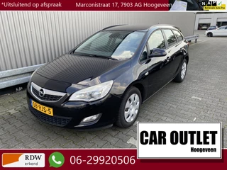 Hoofdafbeelding Opel Astra Opel Astra Sports Tourer 1.4 Edition A/C, Navi, CC, PDC, nw. APK – Inruil Mogelijk –