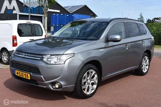 Mitsubishi Outlander 2.0 PHEV Executive Edition *EXPORT!*