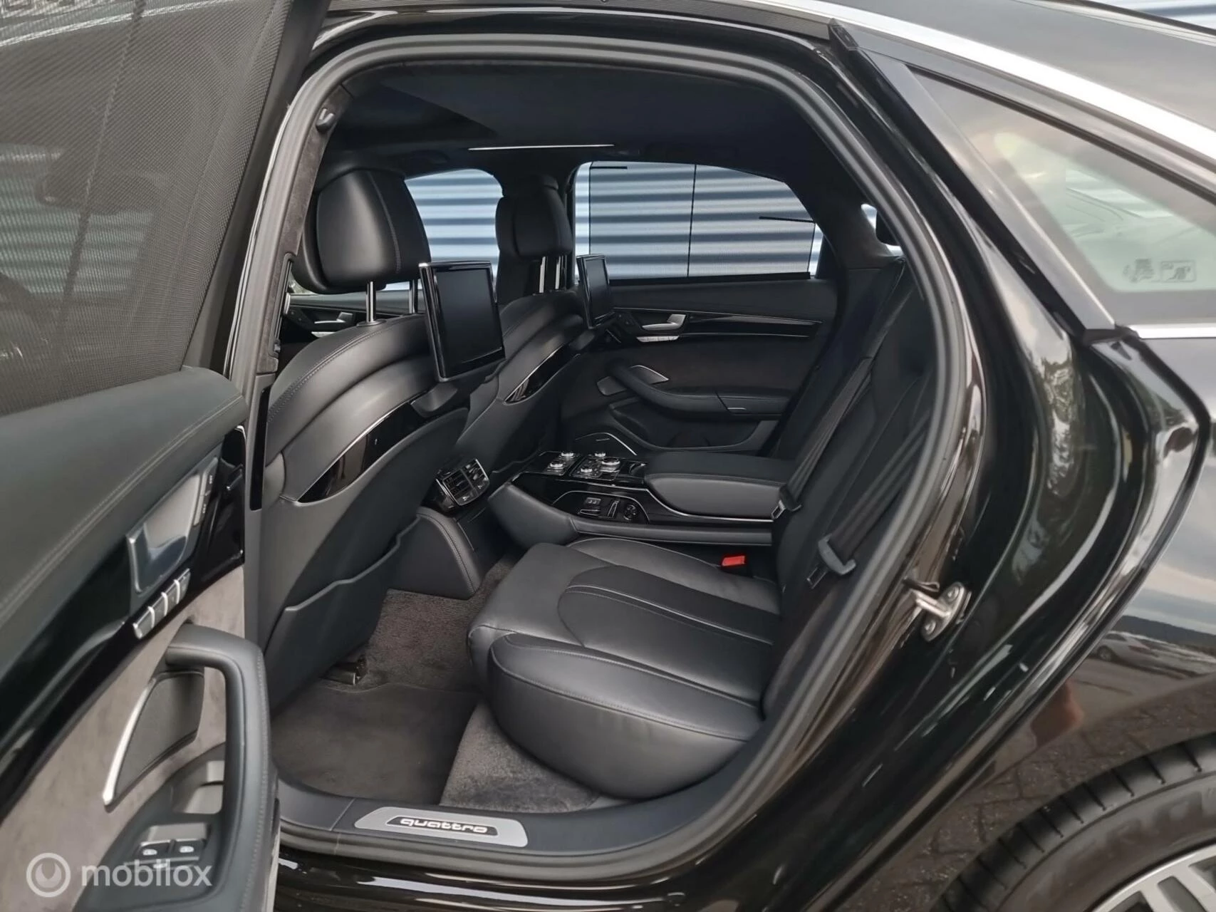 Hoofdafbeelding Audi A8