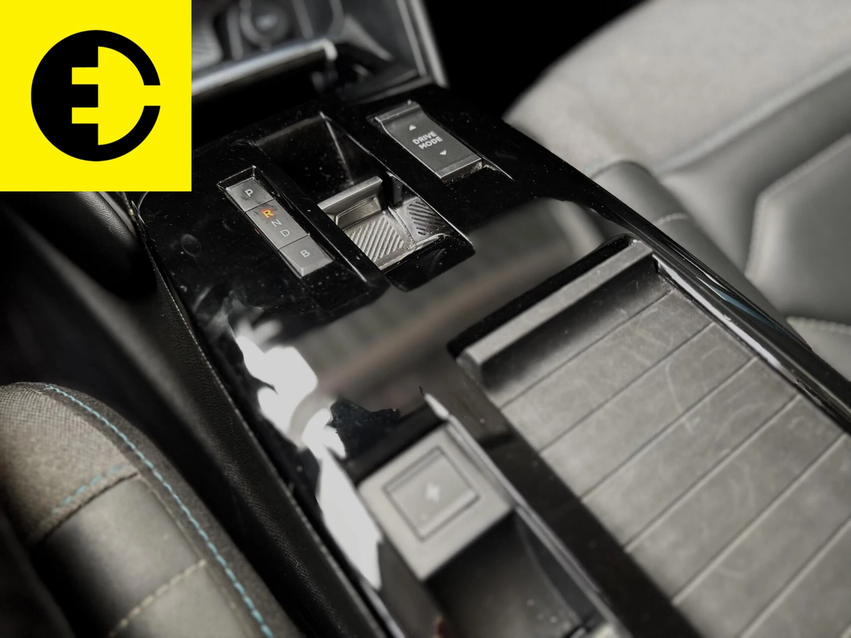 Hoofdafbeelding Citroën ë-C4