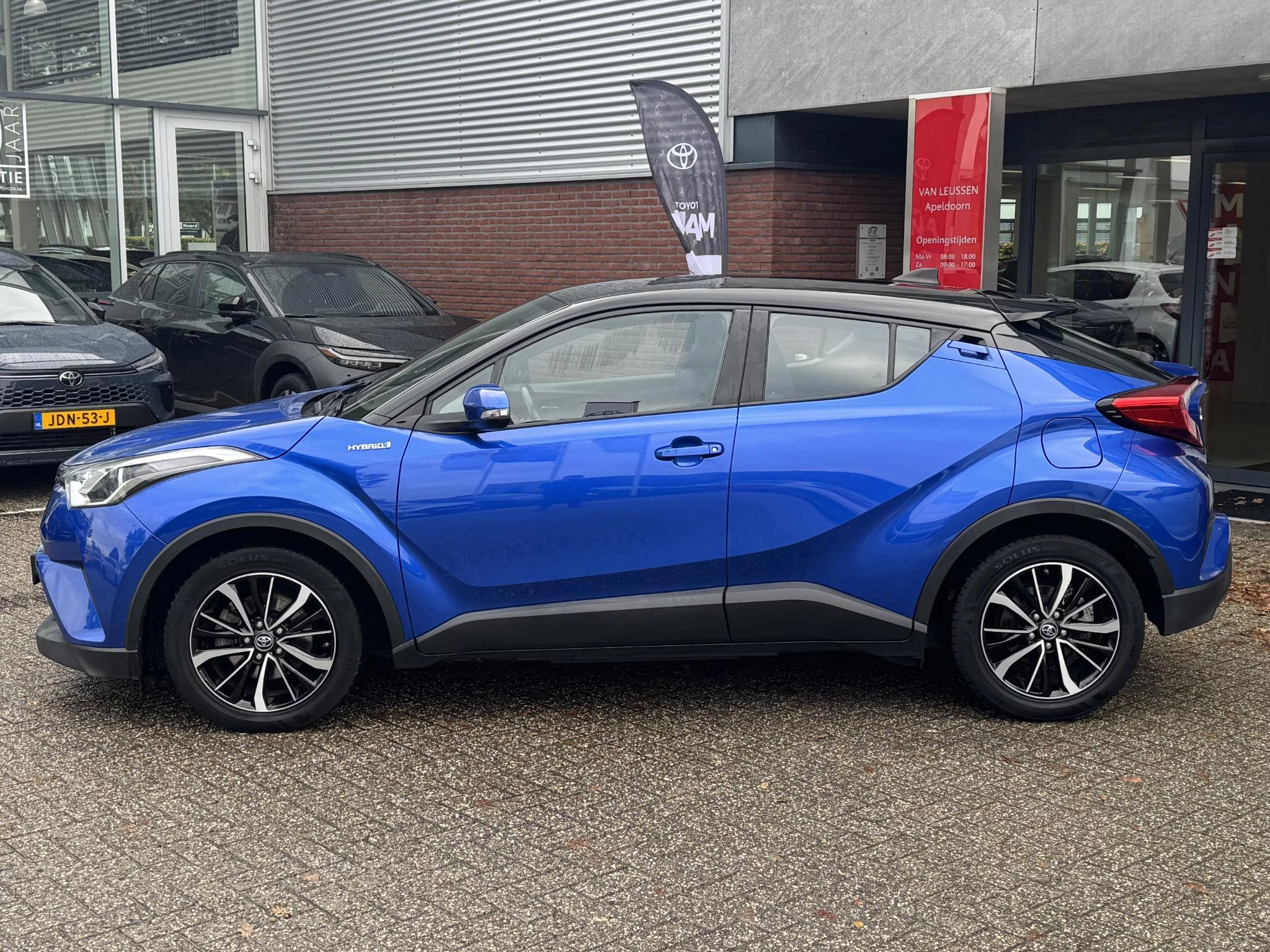 Hoofdafbeelding Toyota C-HR