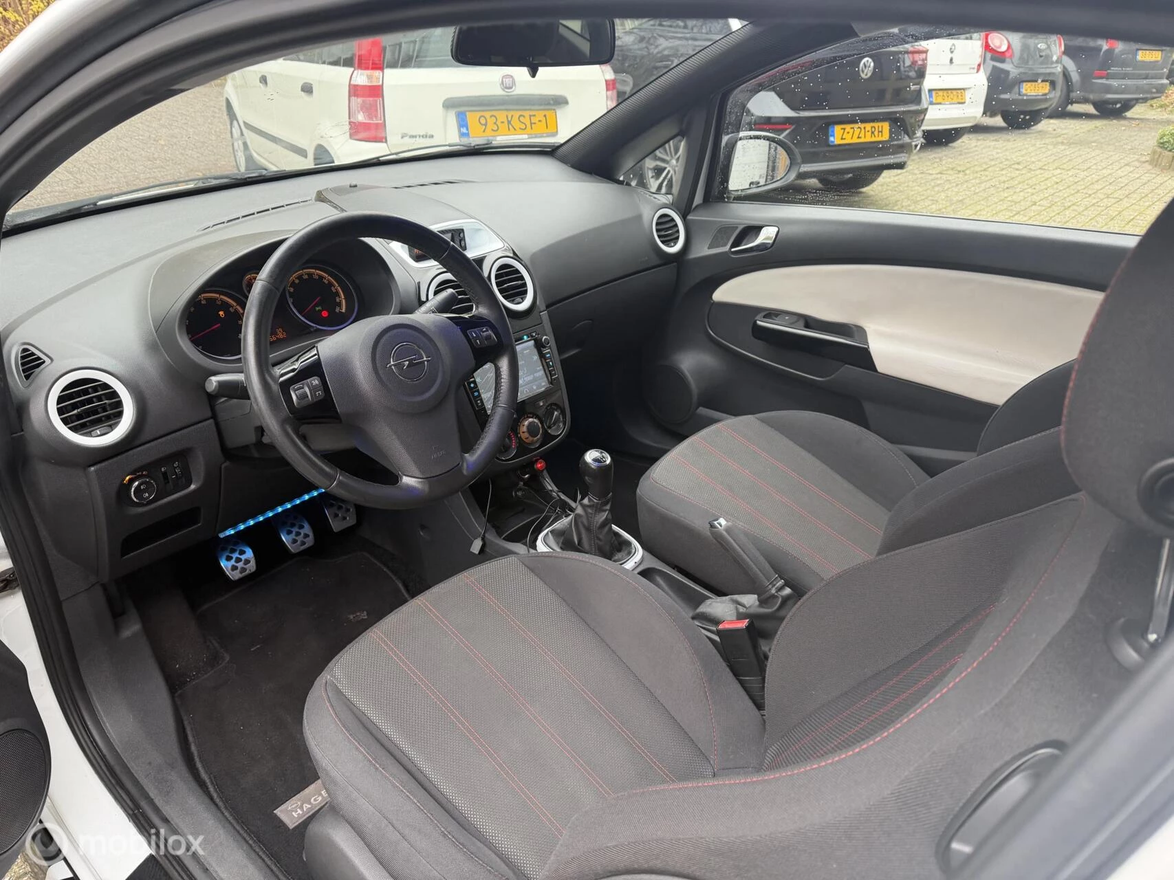 Hoofdafbeelding Opel Corsa