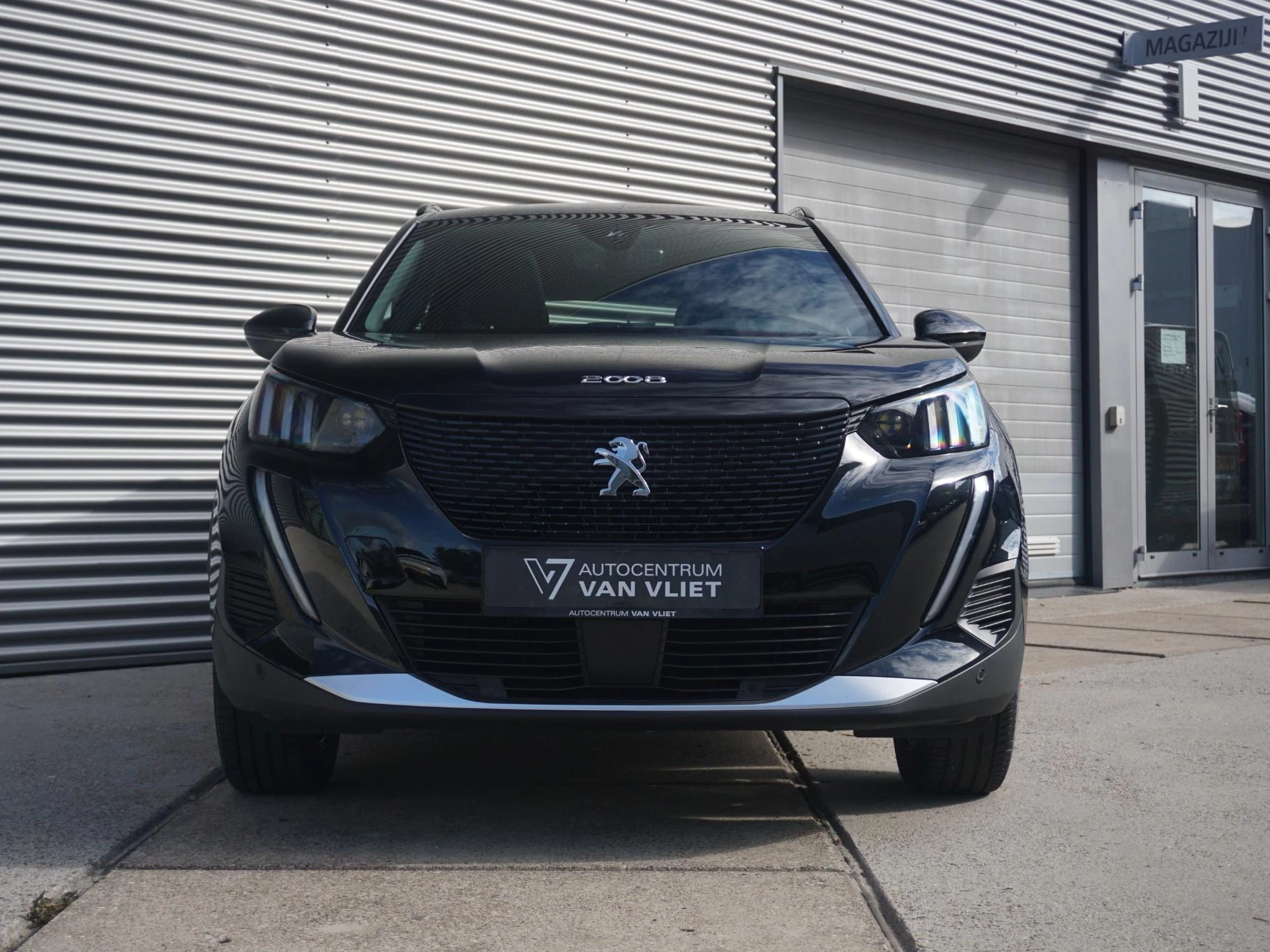 Hoofdafbeelding Peugeot e-2008