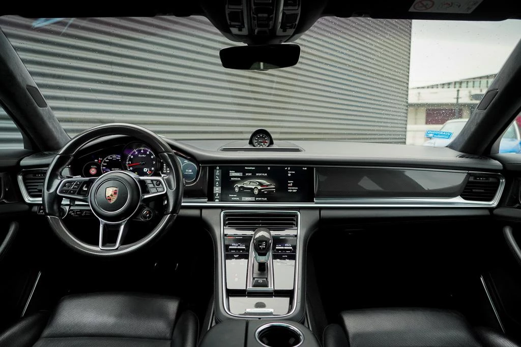 Hoofdafbeelding Porsche Panamera