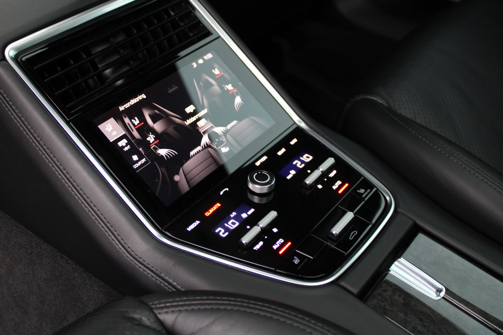 Hoofdafbeelding Porsche Panamera