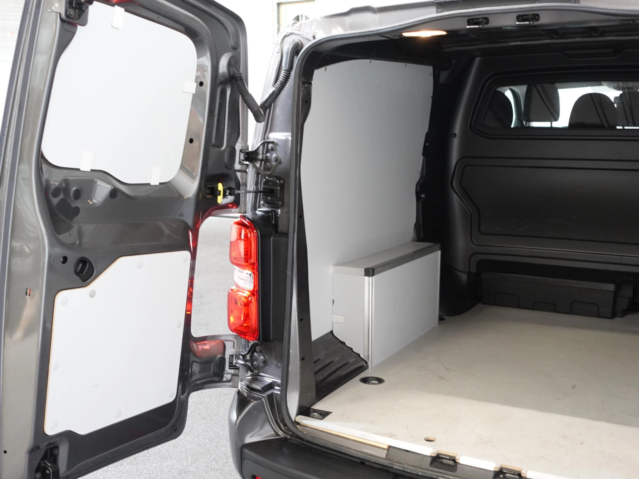 Hoofdafbeelding Opel Vivaro-e