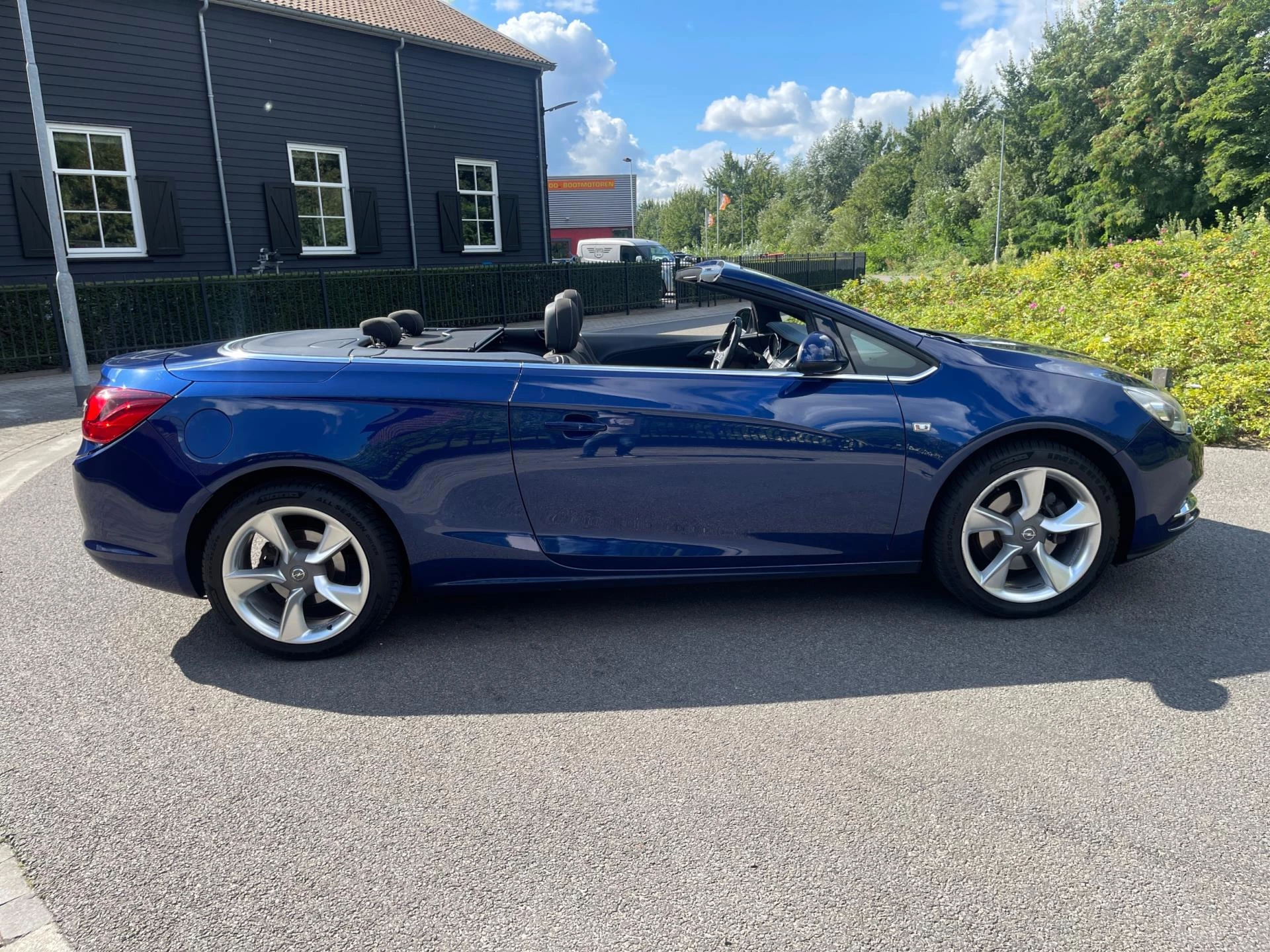 Hoofdafbeelding Opel Cascada