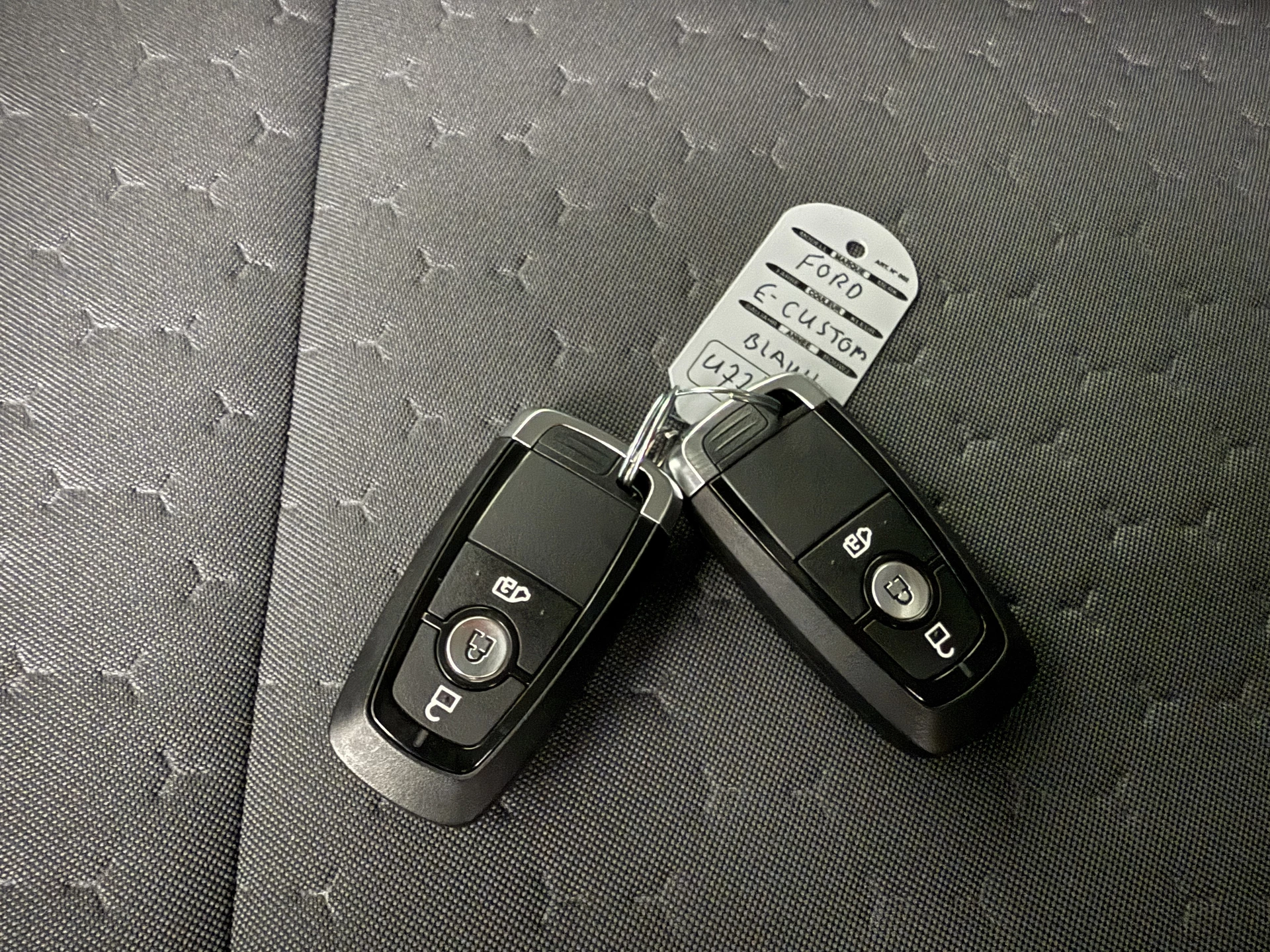 Hoofdafbeelding Ford E-Transit Custom