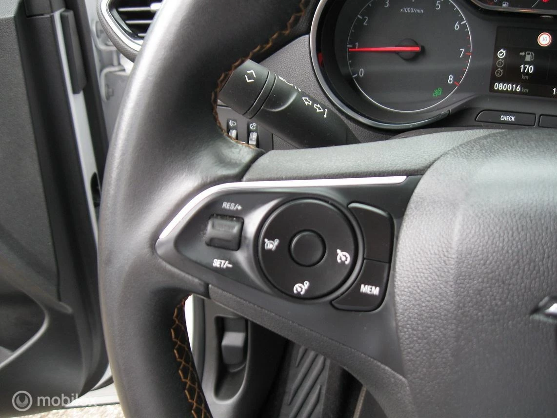 Hoofdafbeelding Opel Crossland X
